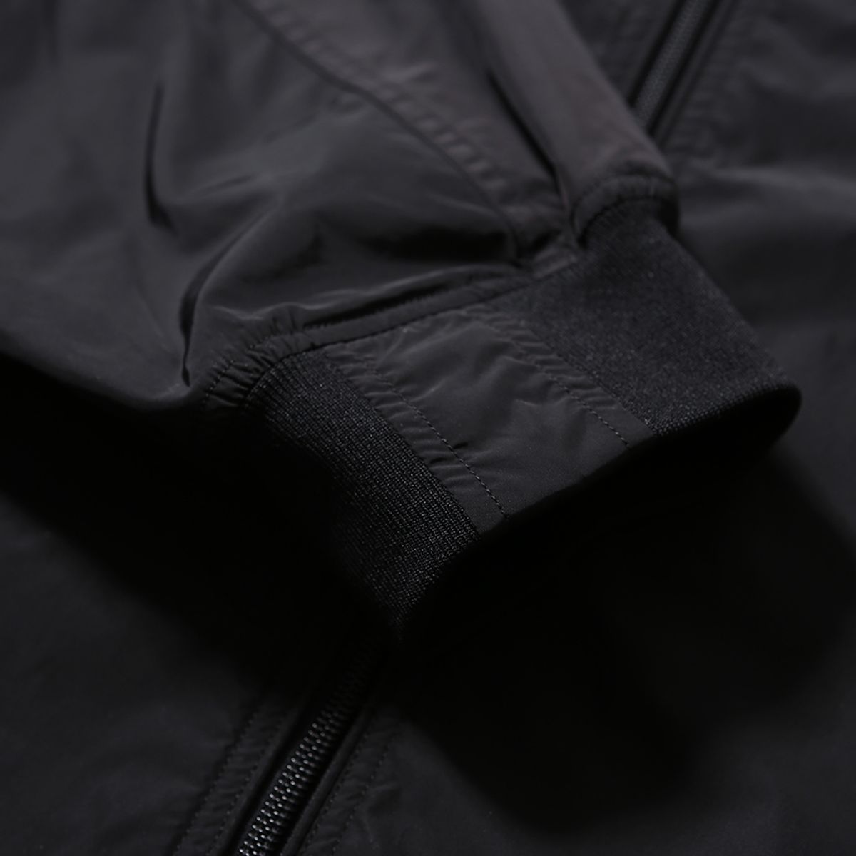 모이프(MOIF) [SS25] WIDE DOG EAR JACKET / BLACK