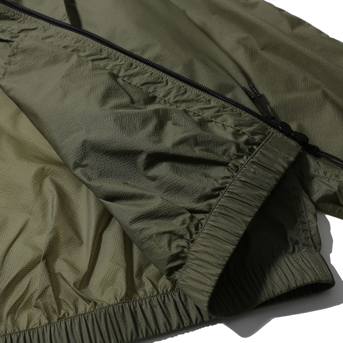 모이프(MOIF) [SS25] LT WADING PARKA / OLIVE