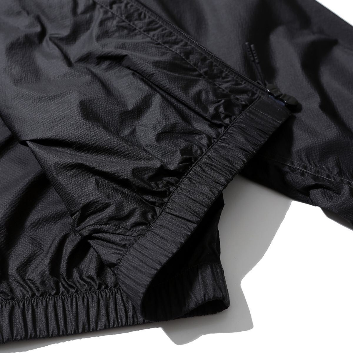 모이프(MOIF) [SS25] LT WADING PARKA / BLACK