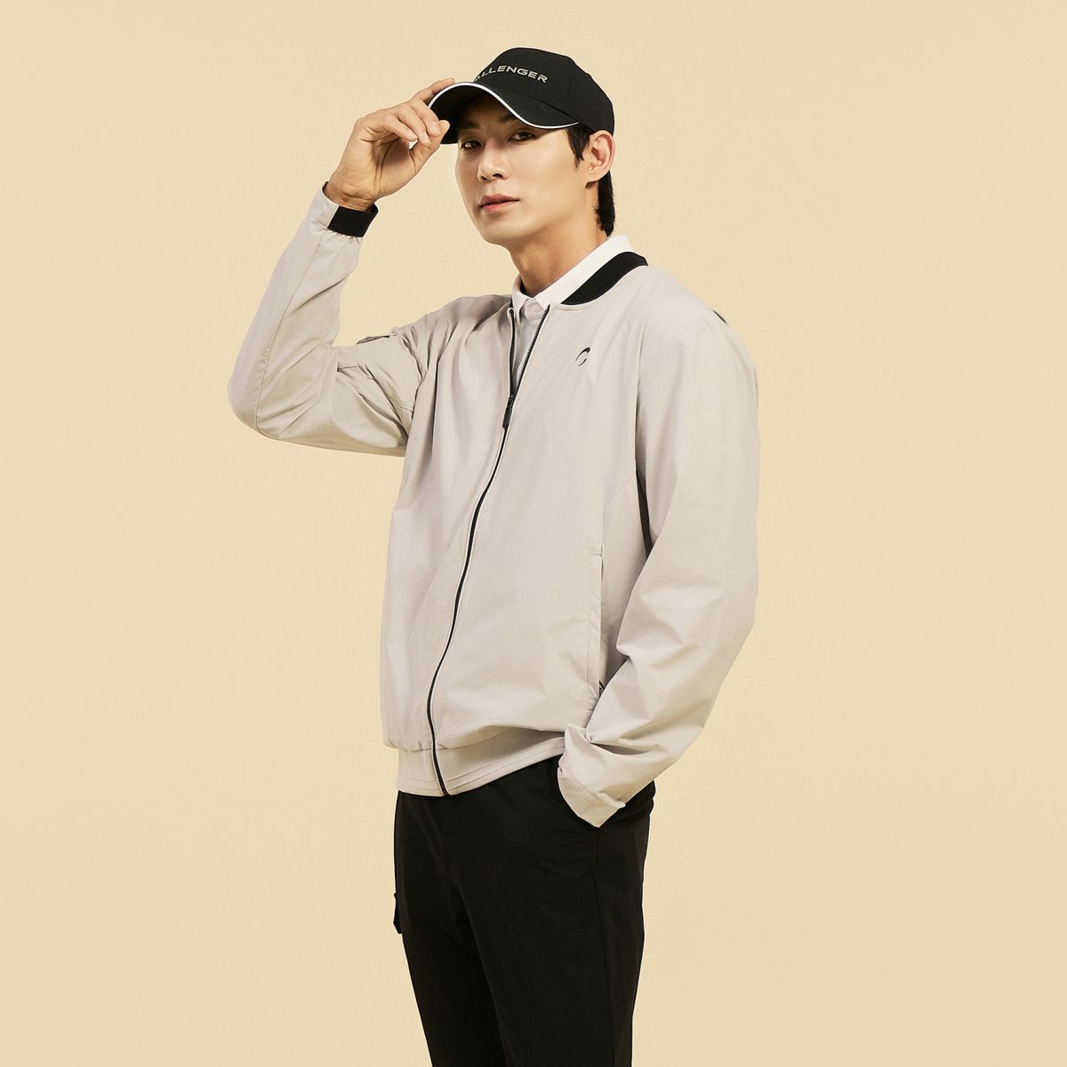 챌린저(CHALLENGER) 남성 스윙마스터 스타디움 블루종 점퍼 라이트그레이