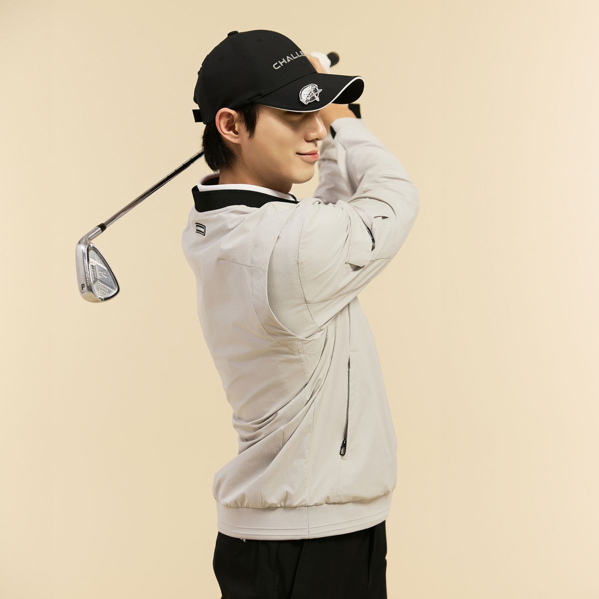챌린저(CHALLENGER) 남성 스윙마스터 스타디움 블루종 점퍼 라이트그레이