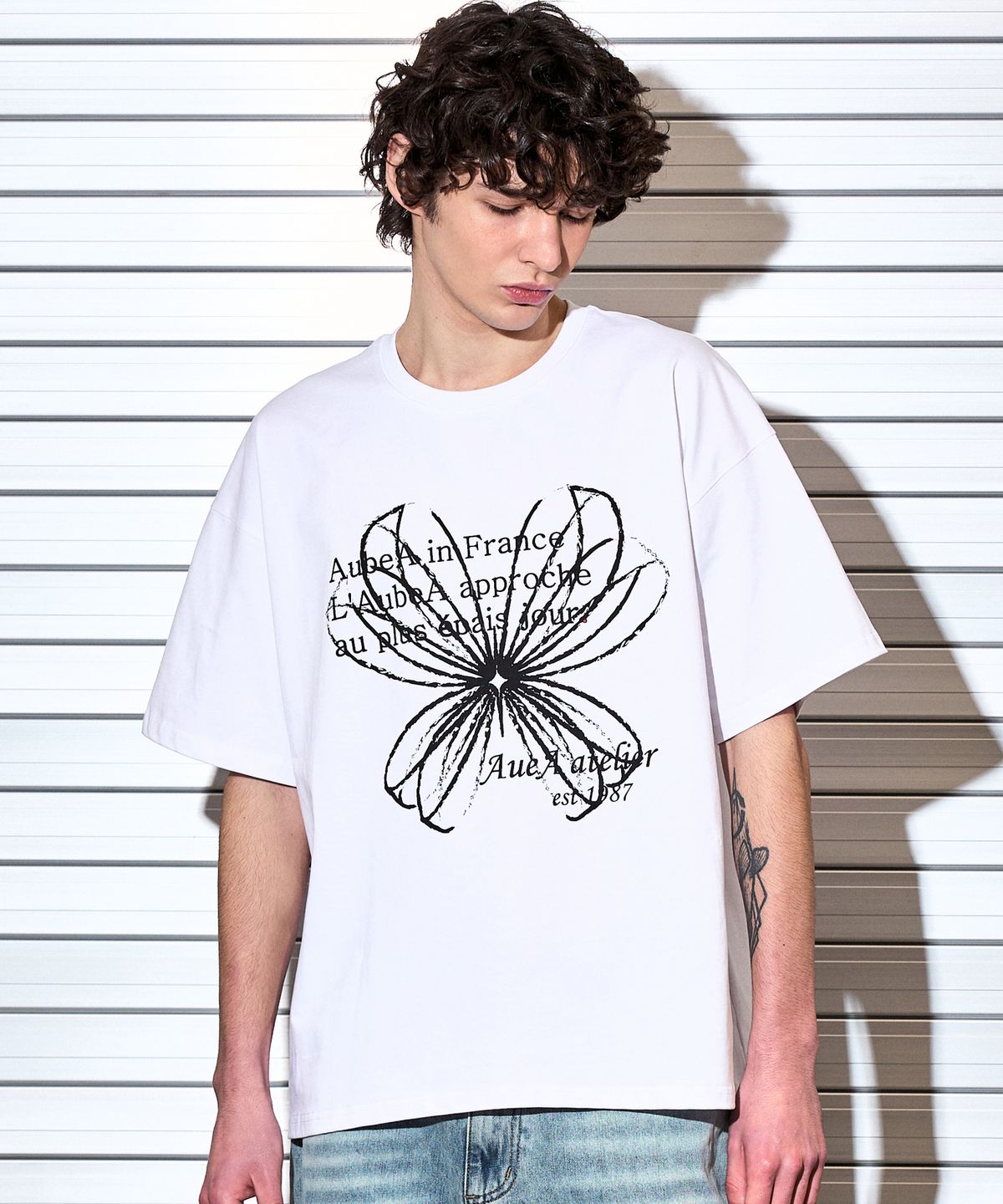 베테제(VETEZE) 오브에 드로잉 아뜰리에 티셔츠 (WHITE)