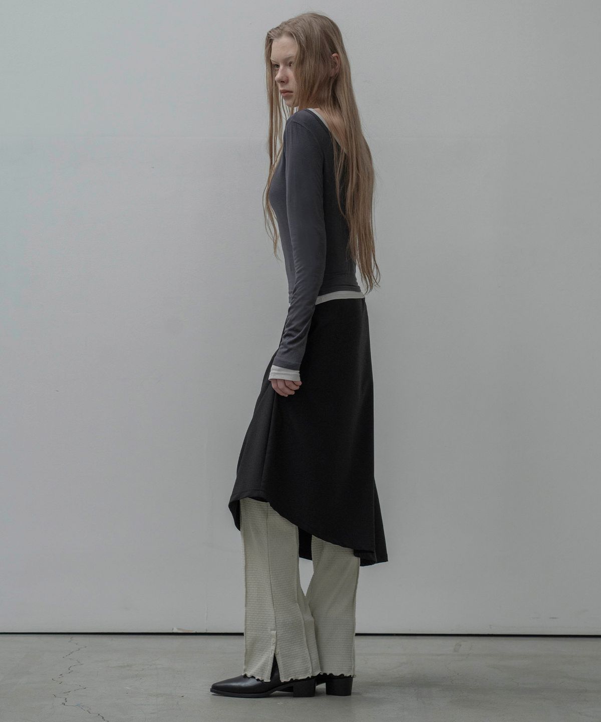 모슈파모슈(MORCEAU PAR MORCEAU) 인터록 슬릿 니트 팬츠 [아이보리]