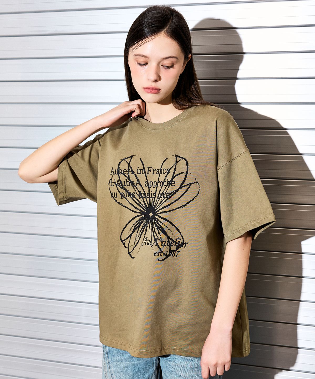 베테제(VETEZE) 오브에 드로잉 아뜰리에 티셔츠 (KHAKI)