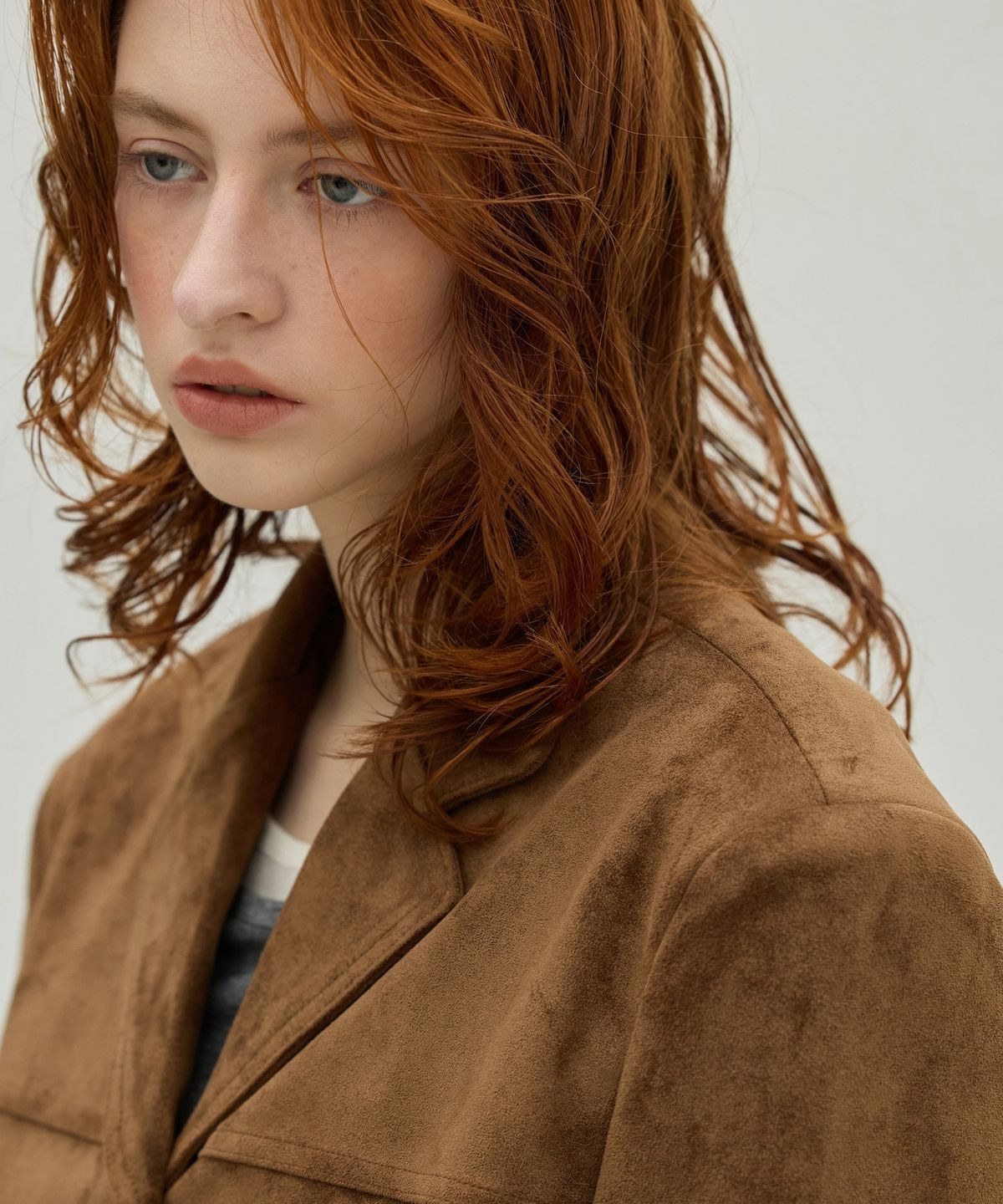 엘리오티(ELLIOTI) Suede Half Coat_2Color