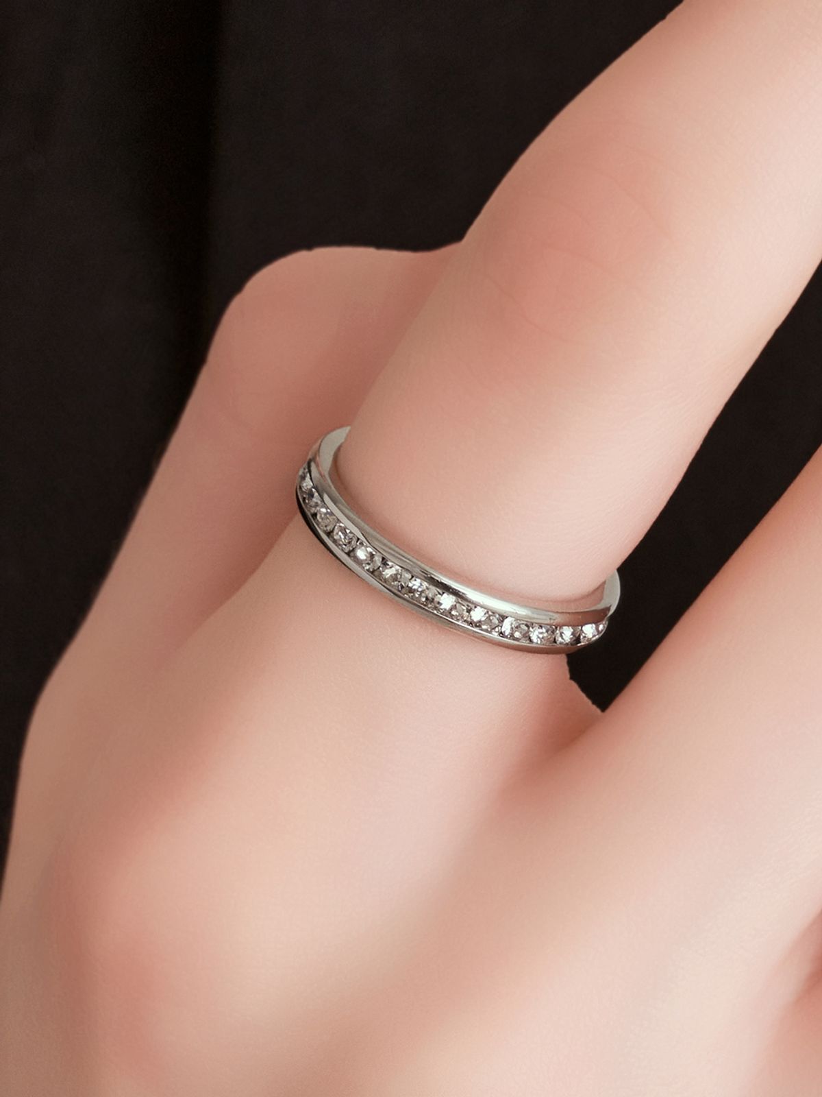 엘르주얼리(ELLEJEWELRY) 스와로브스키 이터너티 반지 ELBRWR139