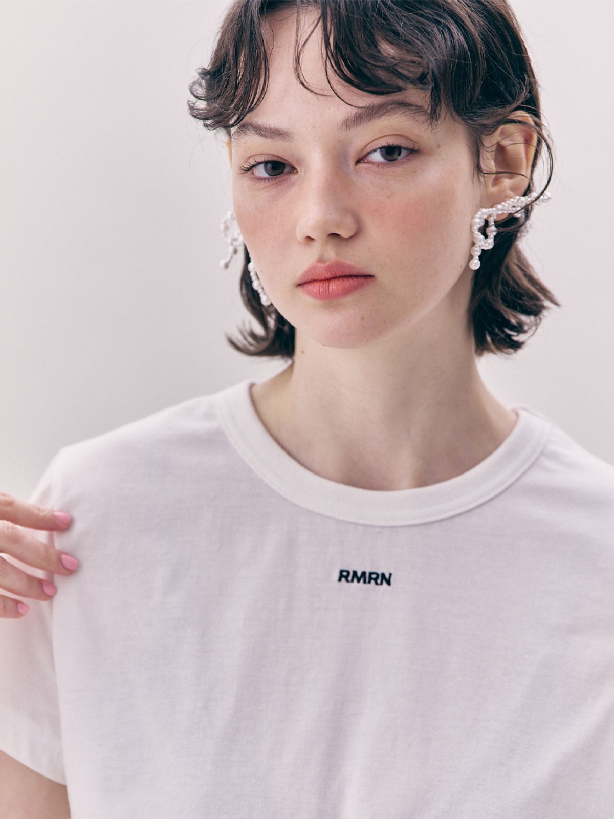 알엠알엔(RMRN) CLASSIC LOGO T-SHIRT