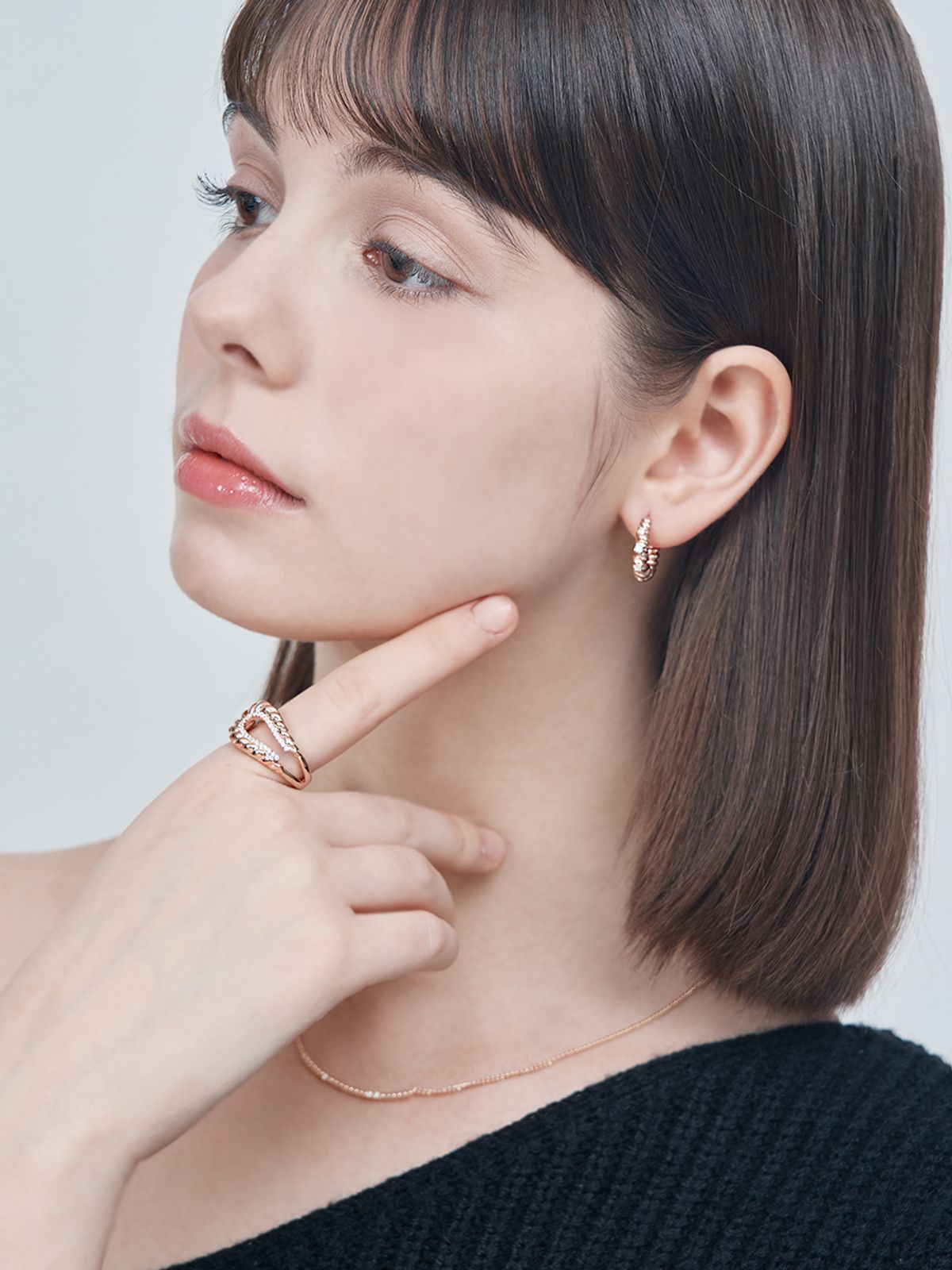 엘르주얼리(ELLEJEWELRY) 엘라 트위스트 큐빅 반지 ELBRWR133