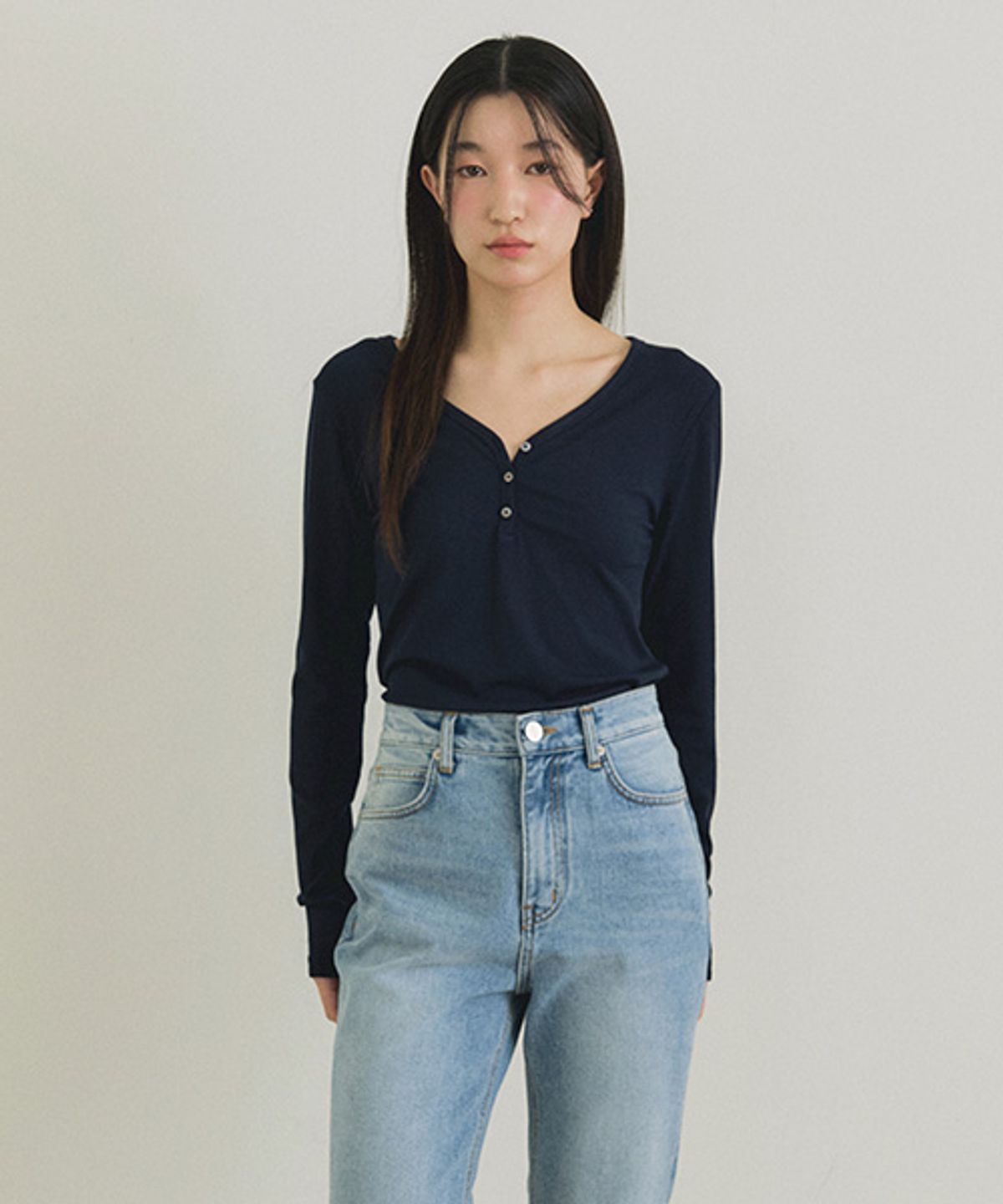 링서울(LINGSEOUL) ribbed button top-navy