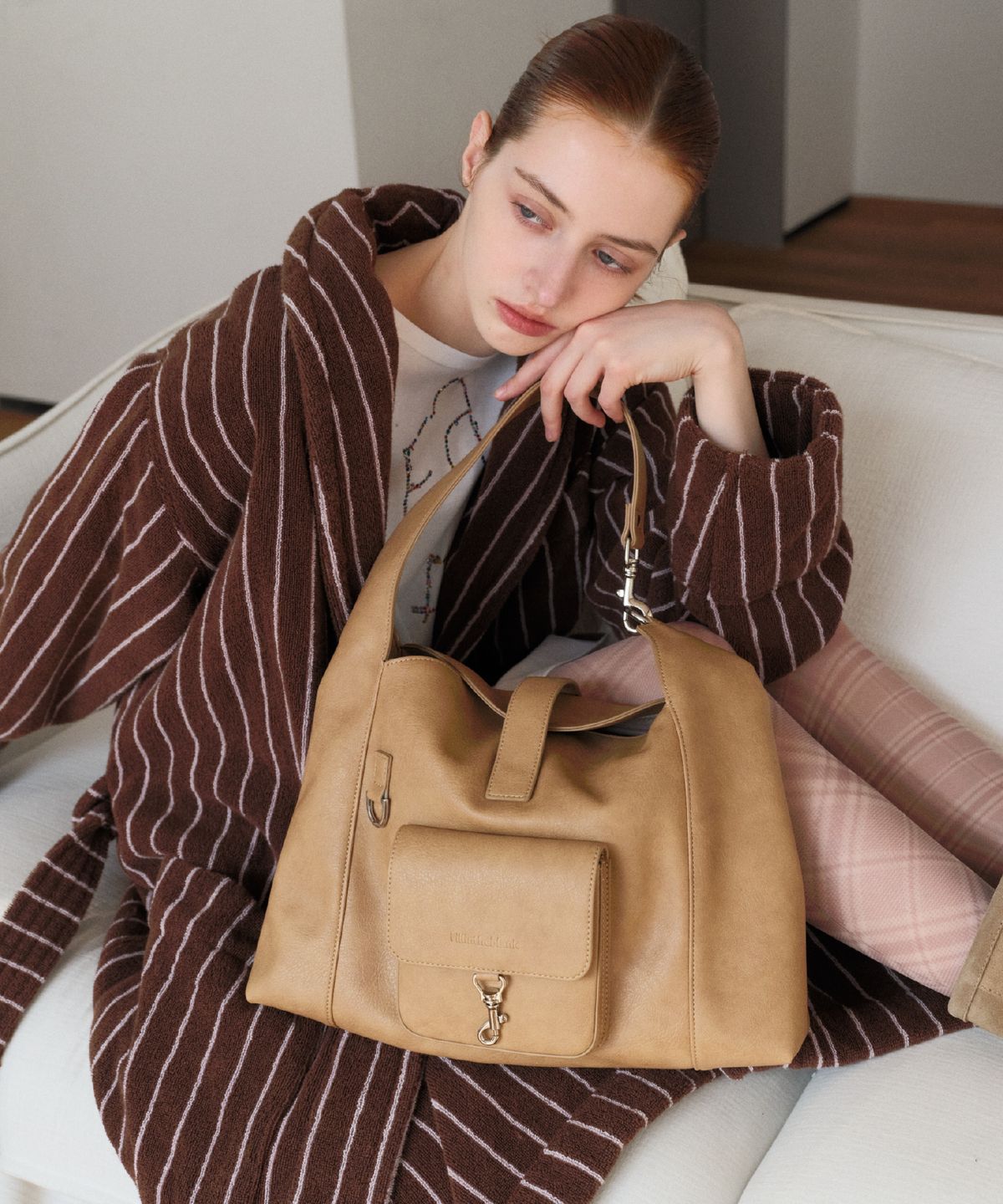 필인더블랭크(FILLINTHEBLANK) PK Slouch Bag (camel)