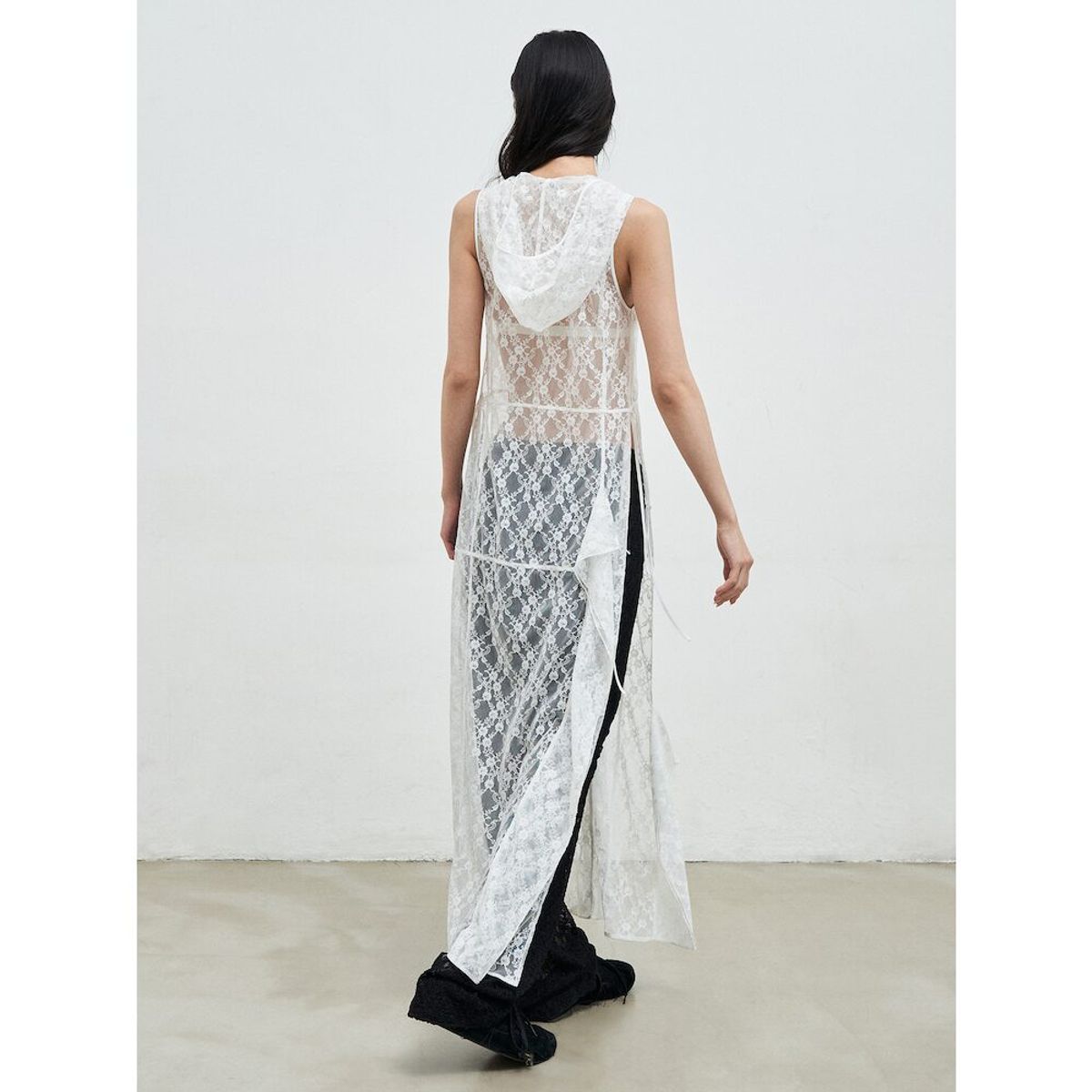 앙개(ANGGAE) Lace Hooded Layering Dress   White