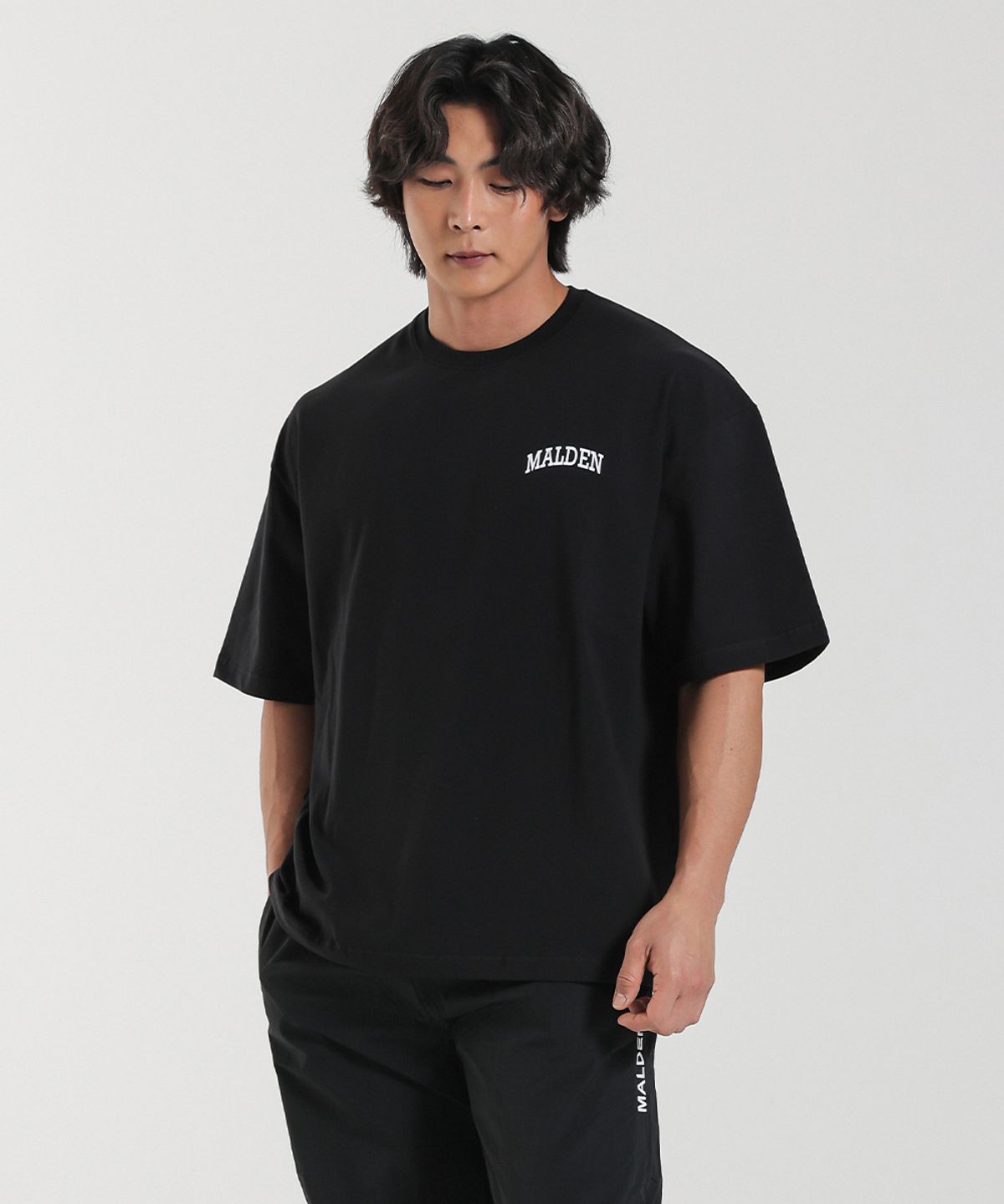 몰든(MALDEN) 레터링 오버핏 티셔츠