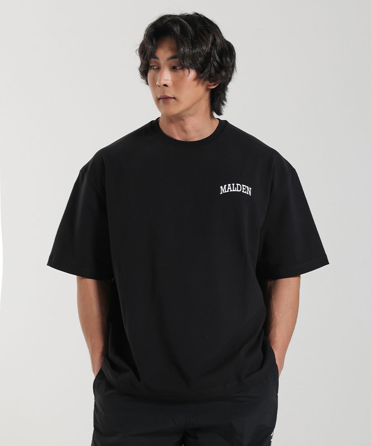 몰든(MALDEN) 레터링 오버핏 티셔츠