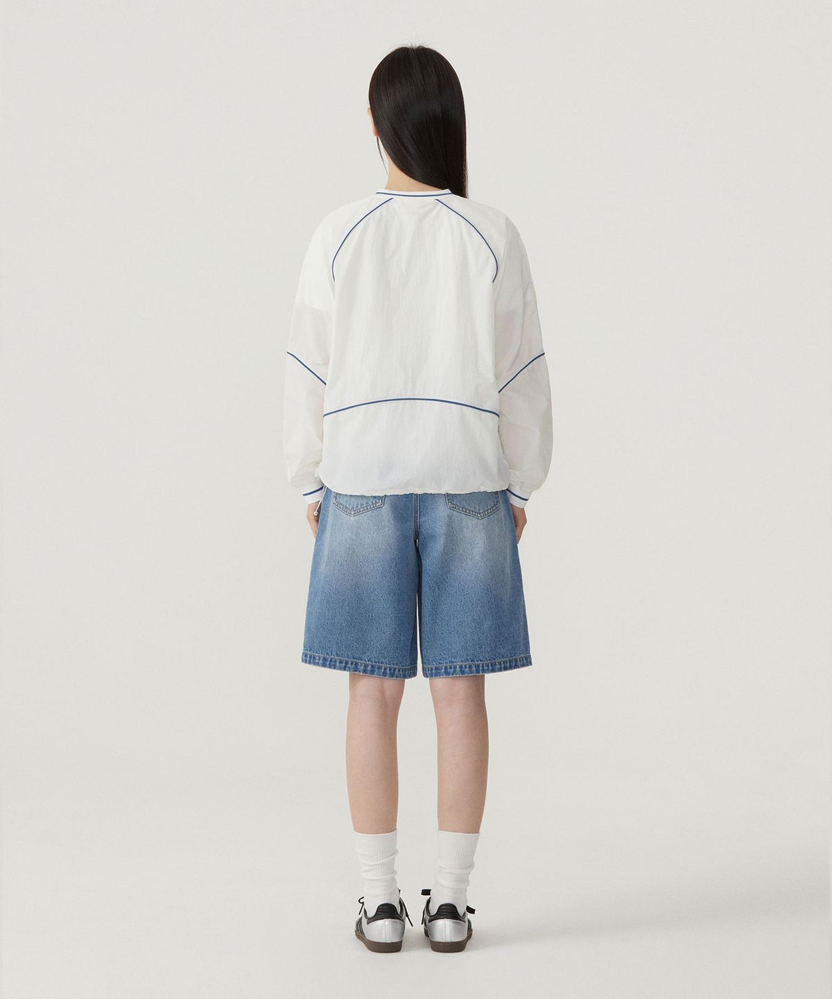 커버낫 우먼(COVERNAT WOMAN) 우먼 로고 나일론 롱슬리브 Ivory