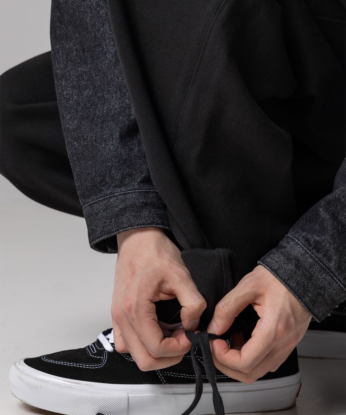 디키즈(DICKIES) 베이직 루즈핏 스웨트 팬츠 Black