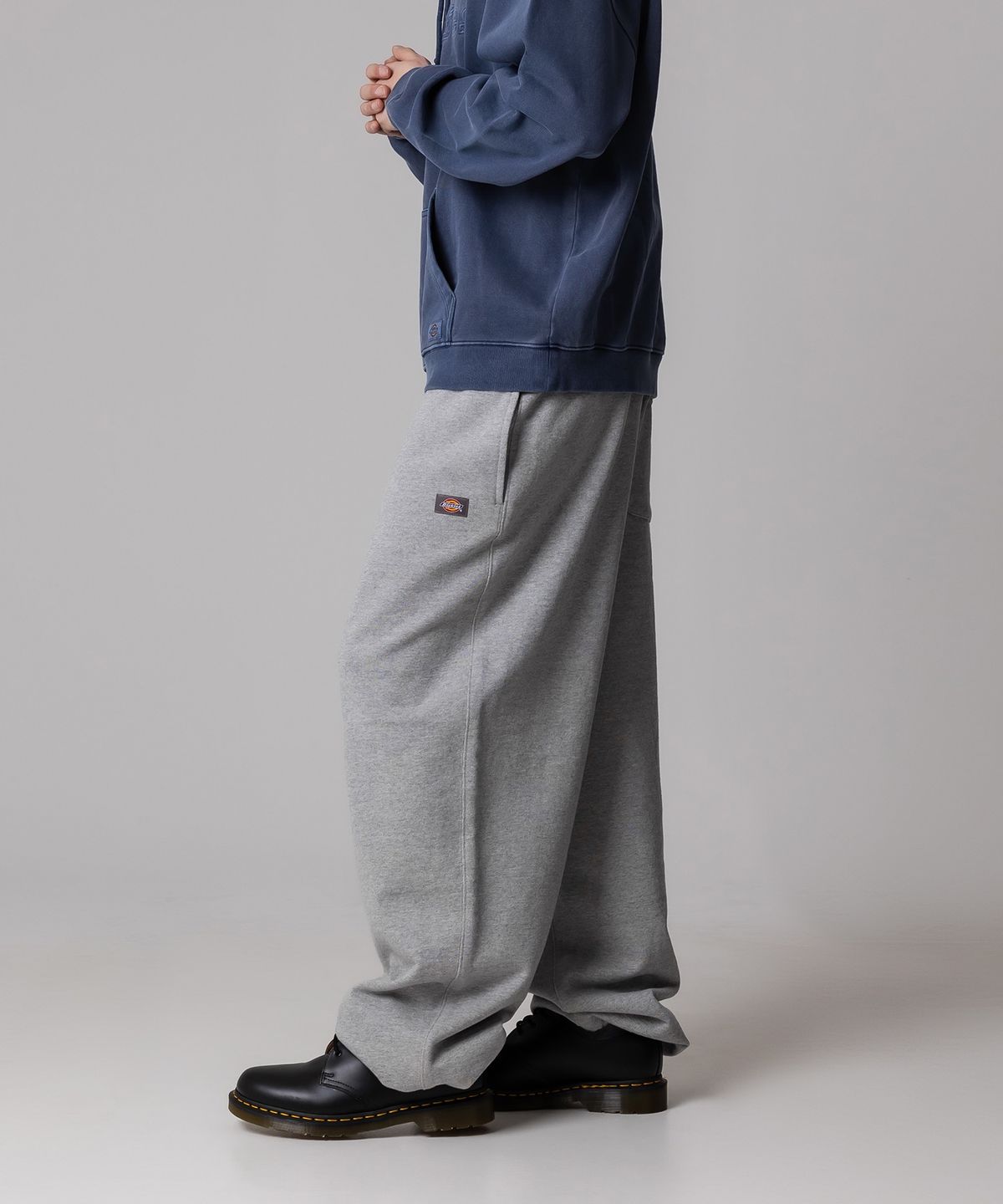 디키즈(DICKIES) 베이직 루즈핏 스웨트 팬츠 Gray