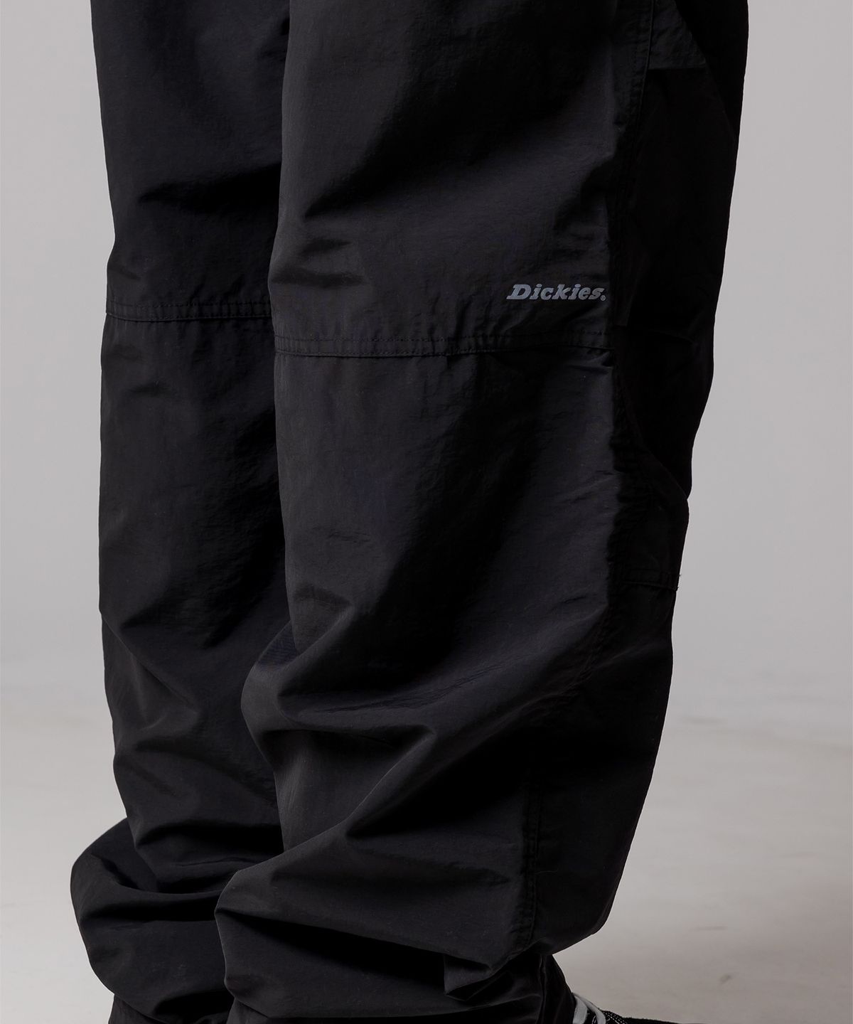 디키즈(DICKIES) 퍼티그 라이트 나일론 팬츠 Black