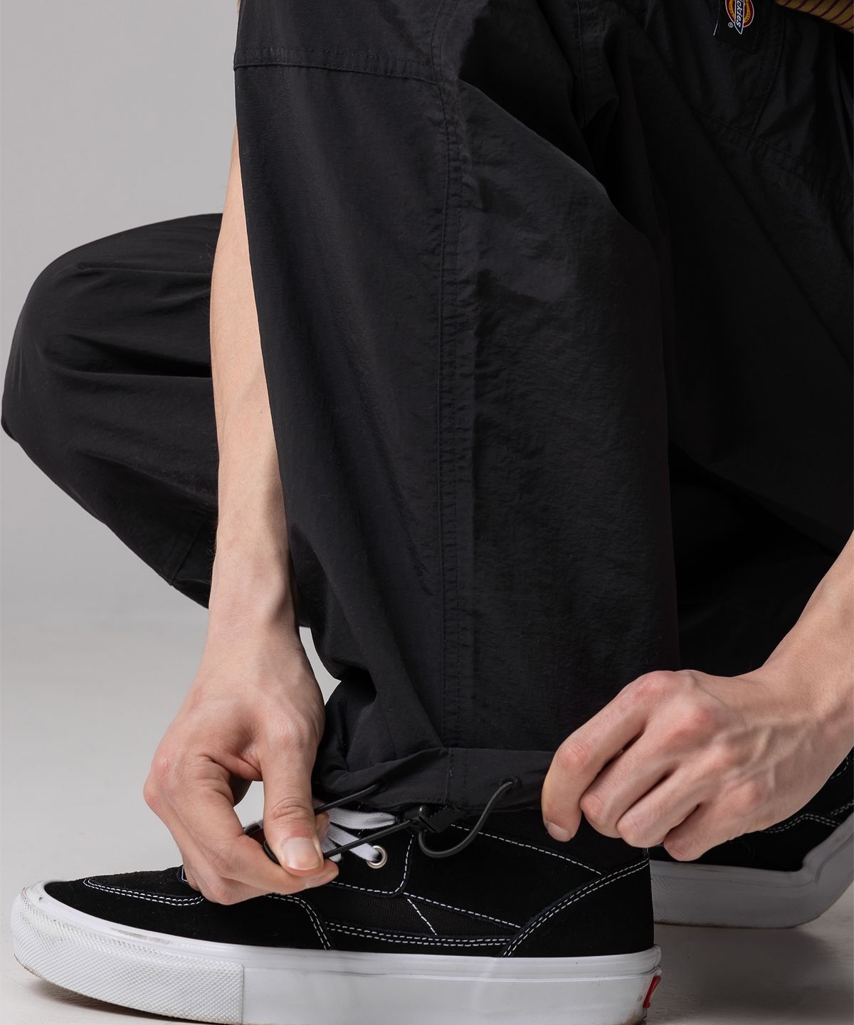 디키즈(DICKIES) 퍼티그 라이트 나일론 팬츠 Black