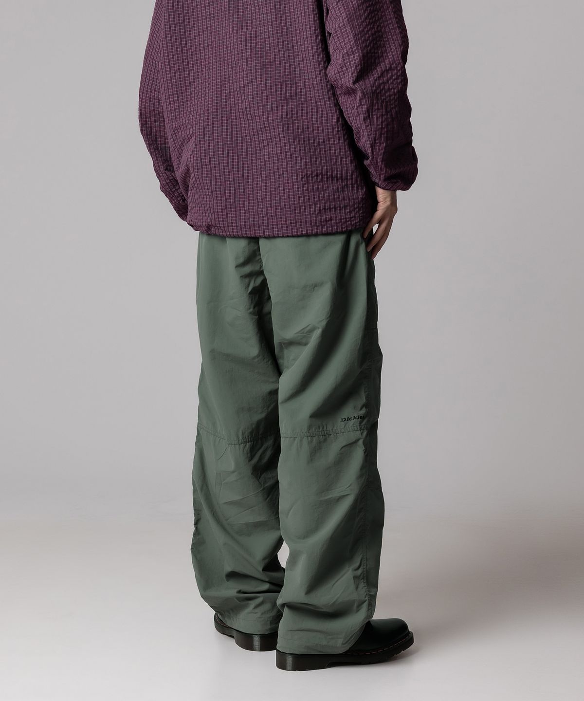디키즈(DICKIES) 퍼티그 라이트 나일론 팬츠 Olive