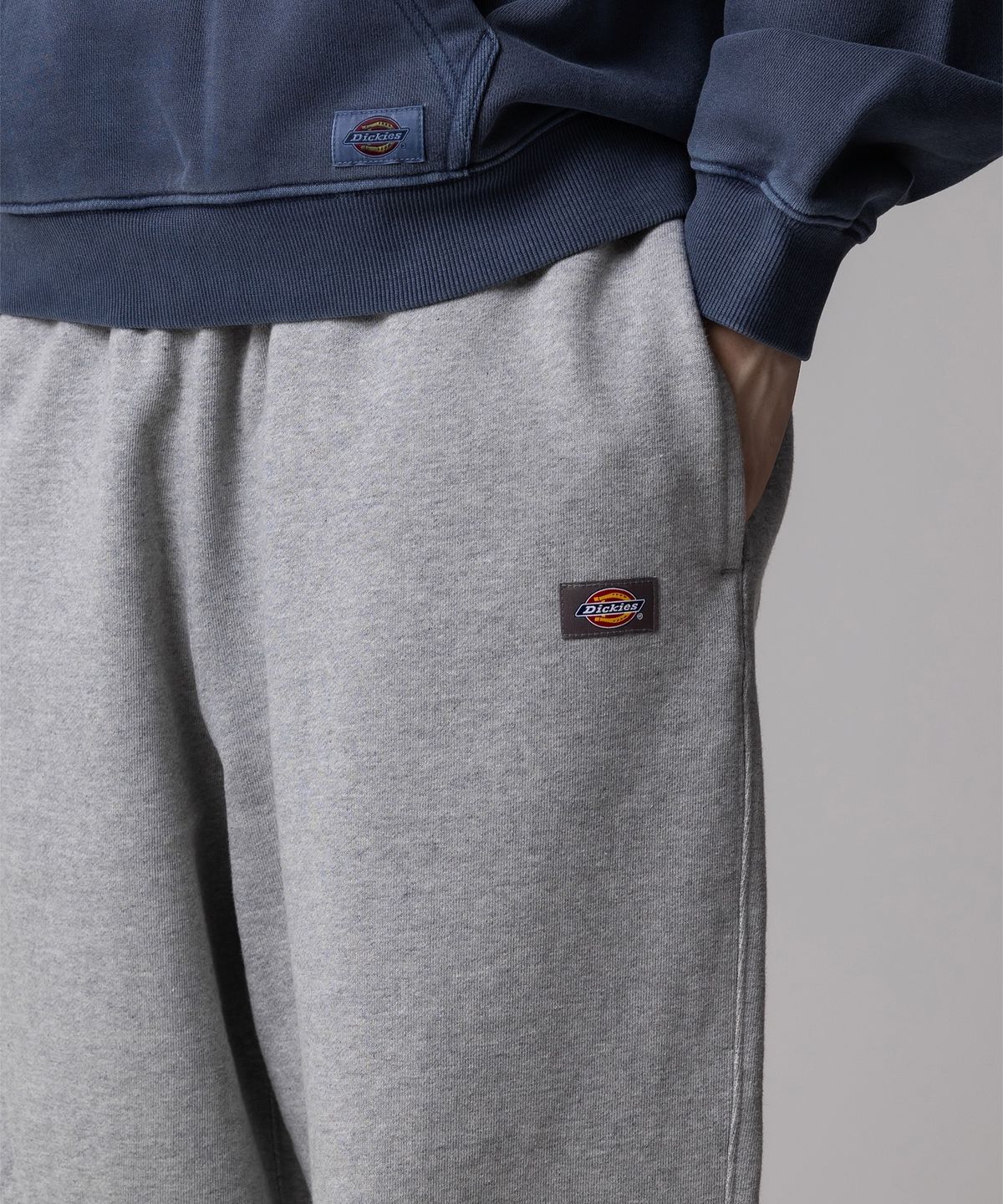 디키즈(DICKIES) 가먼트 다이드 폰트 로고 후드 Navy