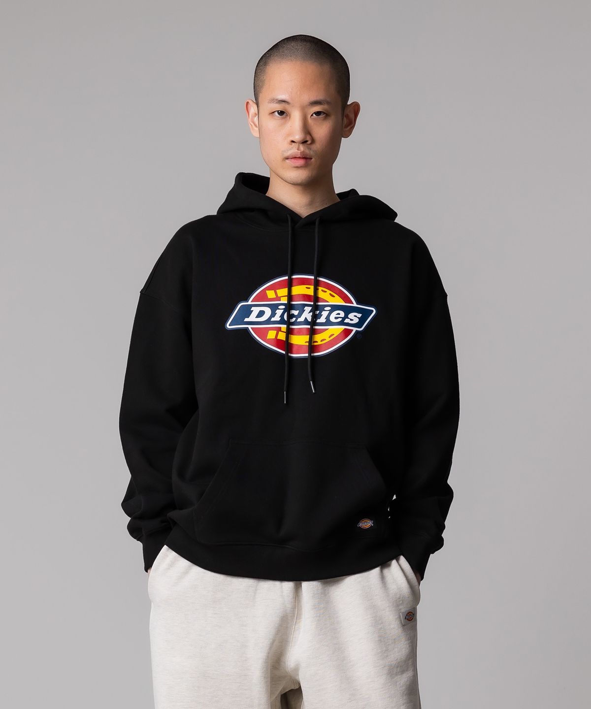 디키즈(DICKIES) 트리 로고 후디 Black