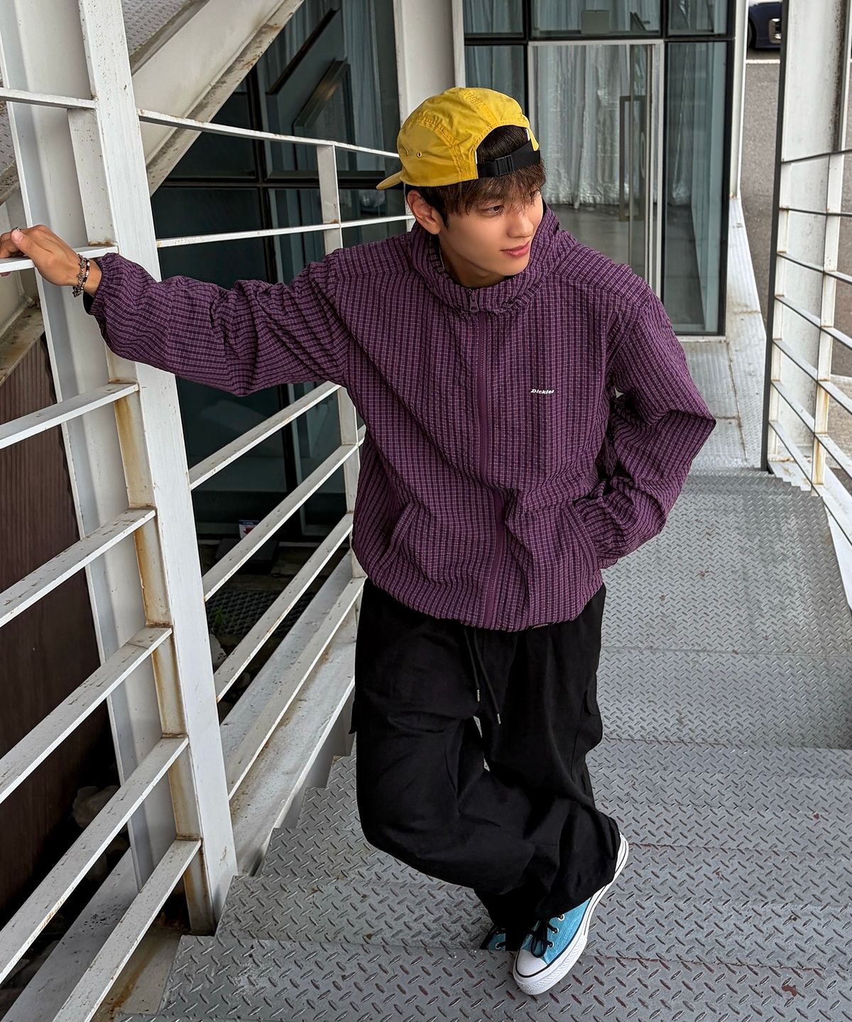 디키즈(DICKIES) 그리드 체크 라이트 윈드브레이커 Purple