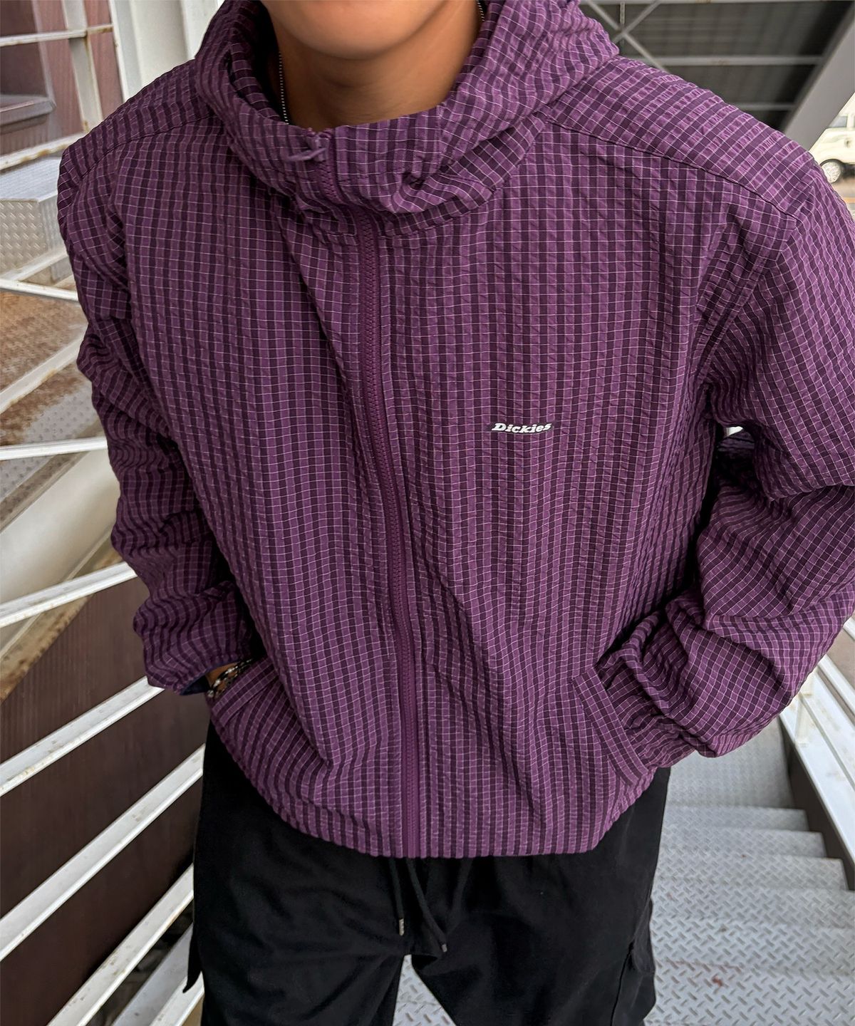 디키즈(DICKIES) 그리드 체크 라이트 윈드브레이커 Purple