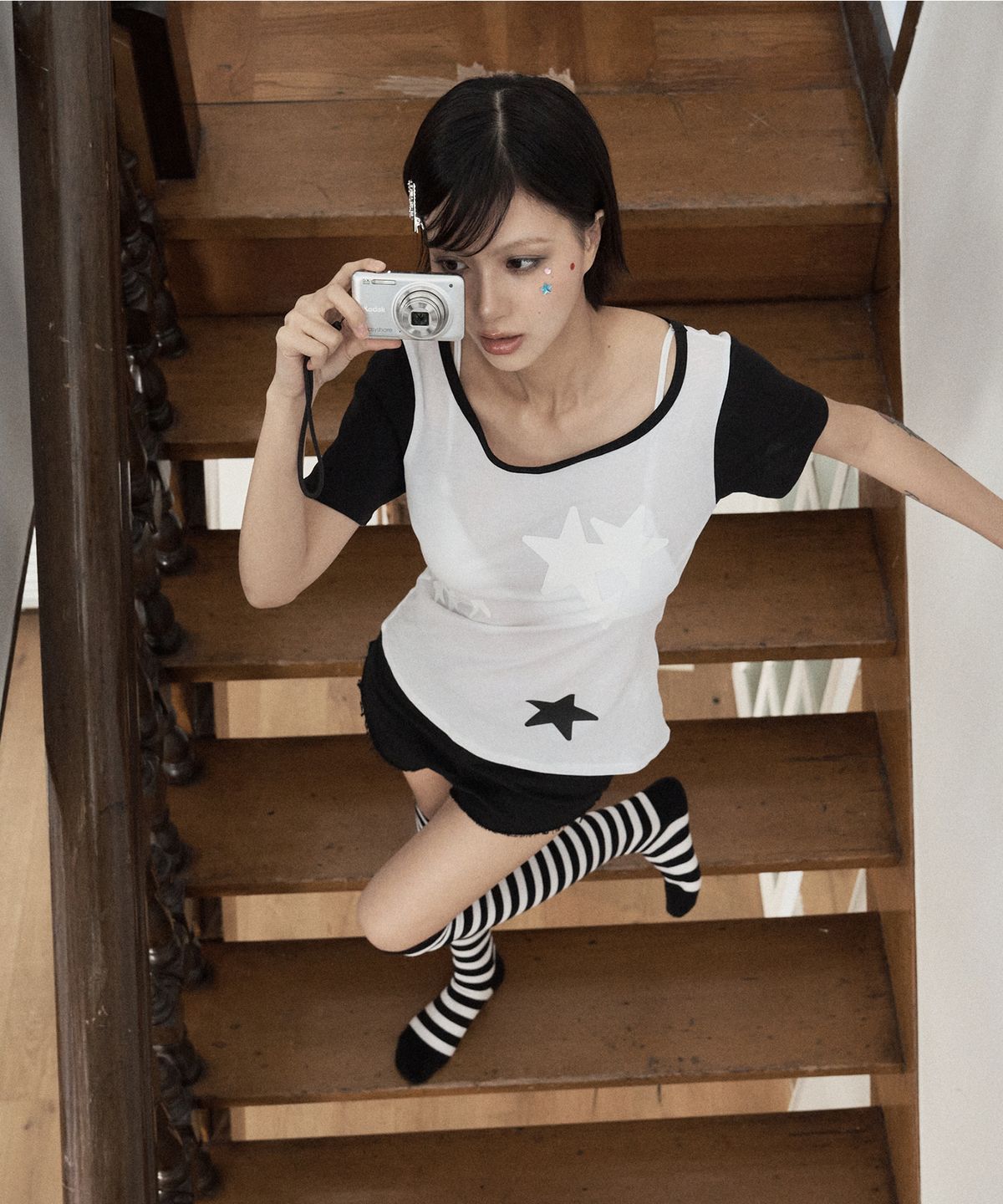 일리오(ILLIO) White star ringer top