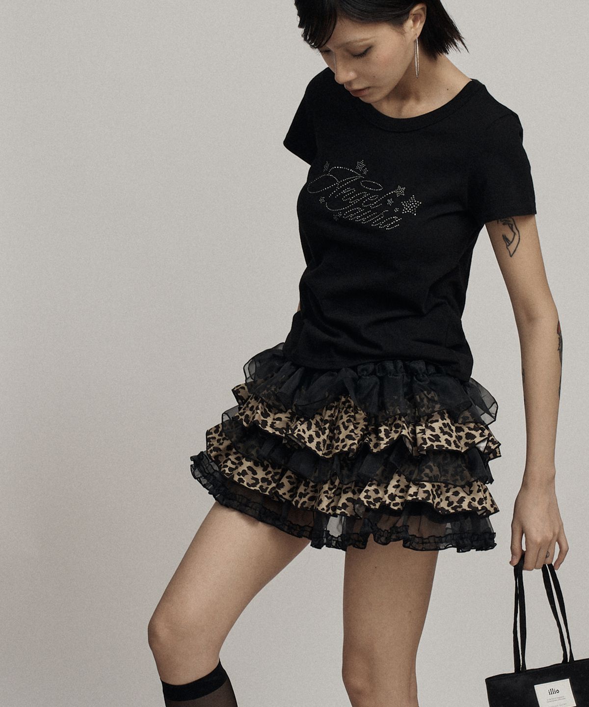 일리오(ILLIO) Leopard tutu shorts