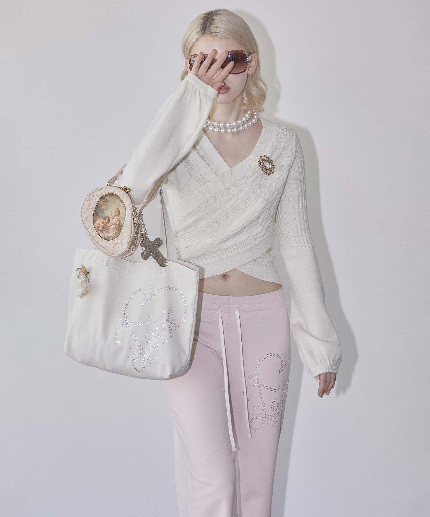 【SCULPTOR】♡フェイスラインストーン エコバッグ ♡ MUSINSA公式 | SCULPTOR Faith Rhinestone Eco Bag Washed Natural