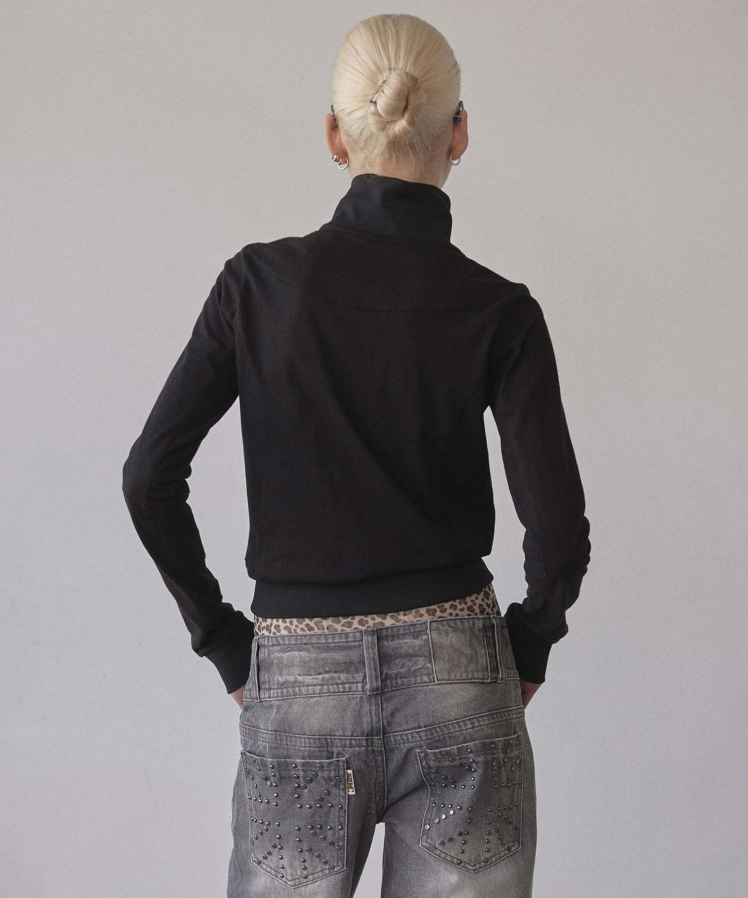 MUSINSA | SCULPTOR Flag Track Zip-Up Black