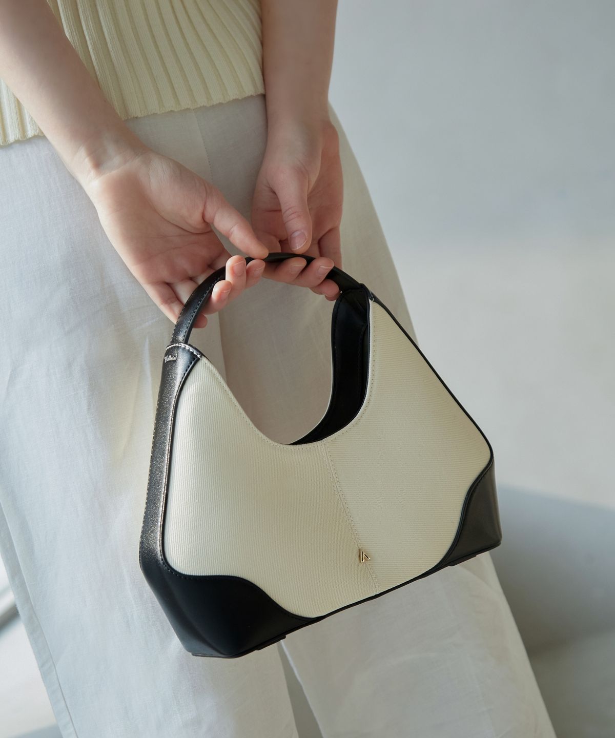 벨류엣(VALLUAT) Danty bag_Black