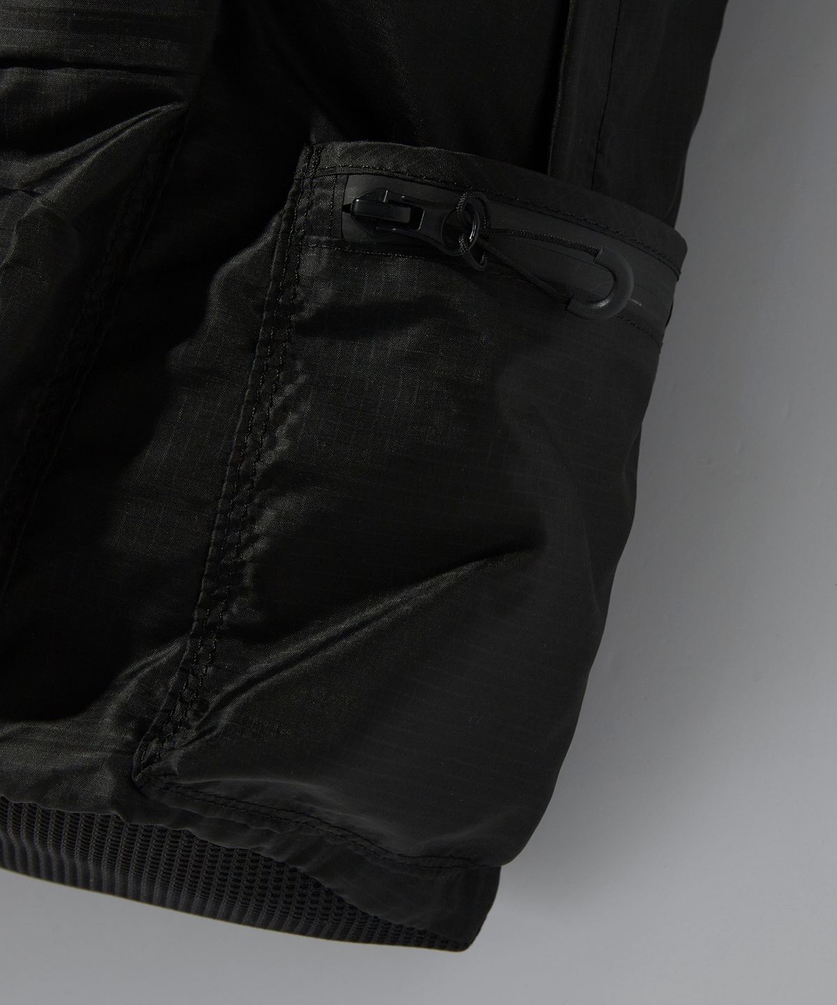 스웨이드(SUADE) RIPSTOP DAYPACK [BLACK]