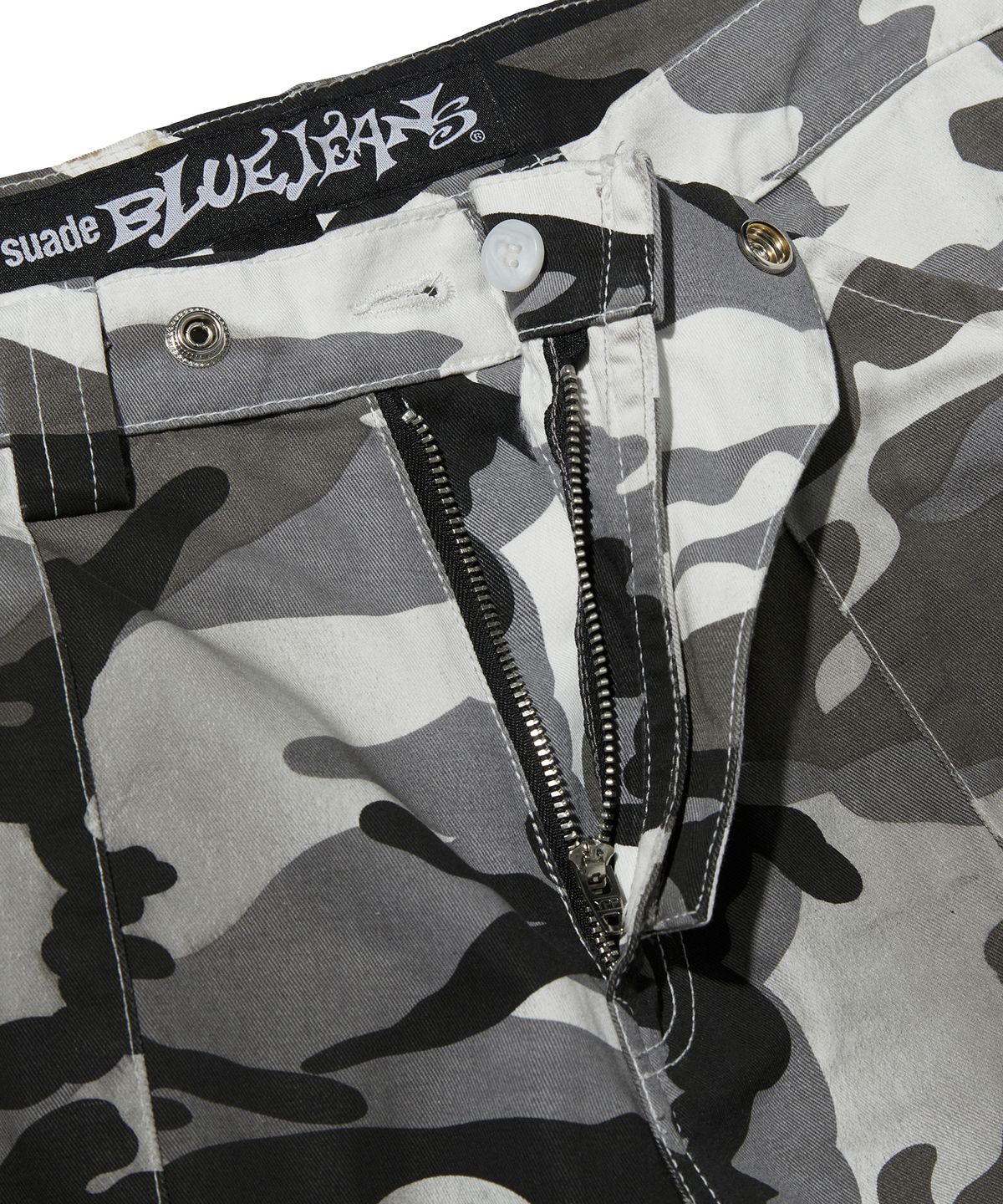 스웨이드(SUADE) WIDE CARGO SHORTS [WHITE CAMO]