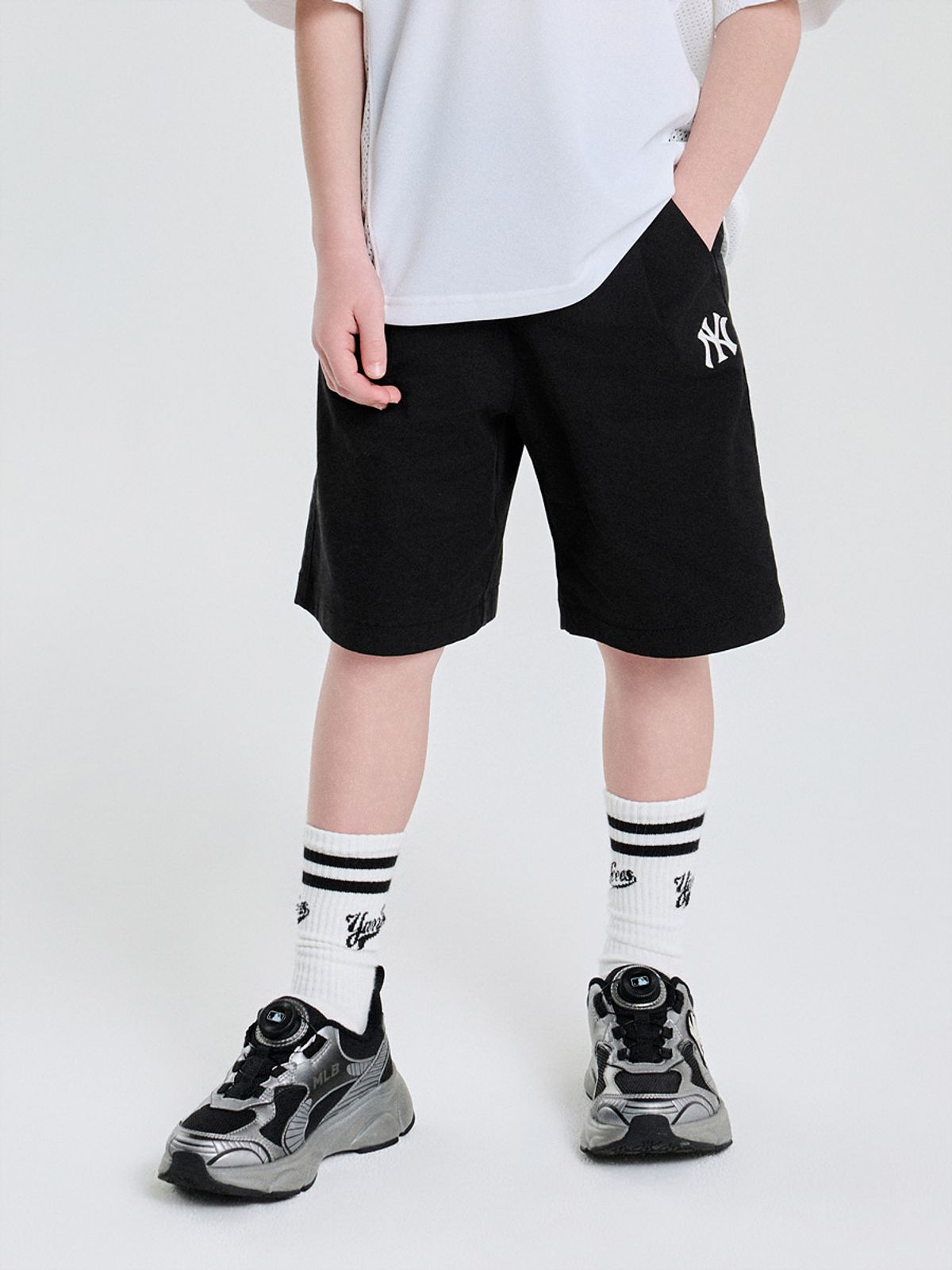 엠엘비 키즈(MLB KIDS) 베이직 5부 우븐 팬츠 NY (Black)