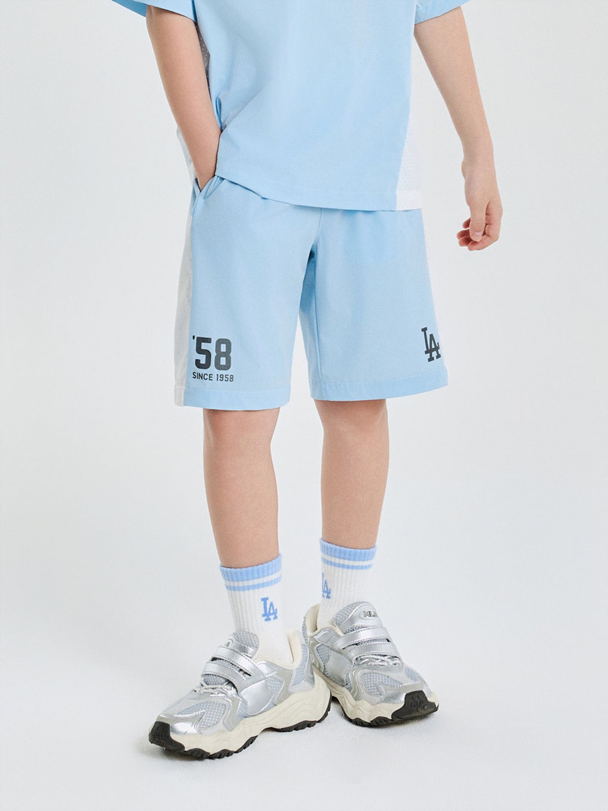 엠엘비 키즈(MLB KIDS) 바시티 블럭코어 우븐 팬츠 LA (L.SKY BLUE)