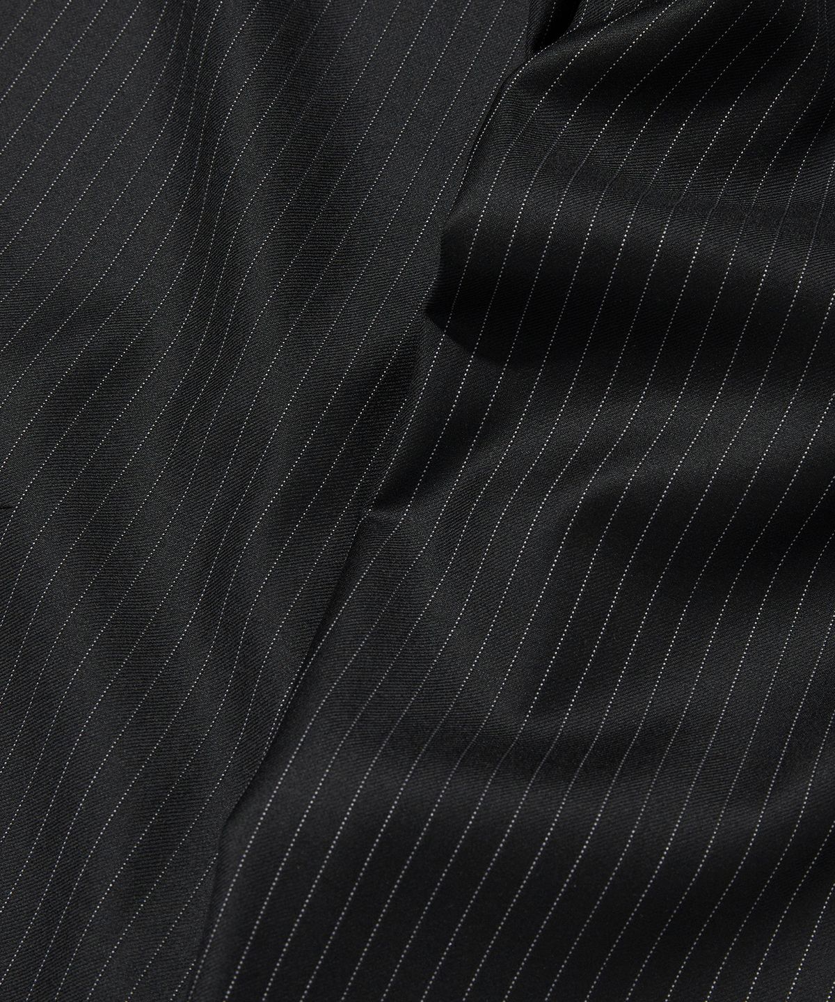 스웨이드(SUADE) TWO TUCK STRIPE SLACKS [BLACK]