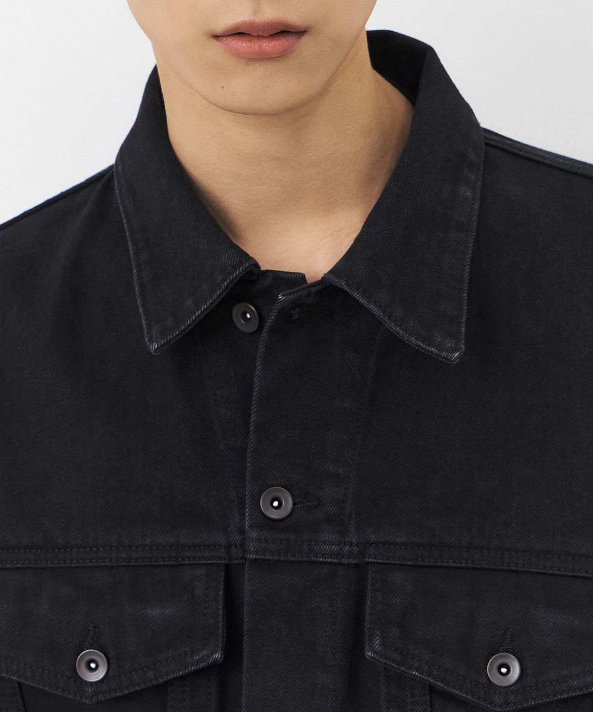 브랜디드(BRANDED) OVERSIZED DENIM TRUCKER JACKET [WASHED BLACK]