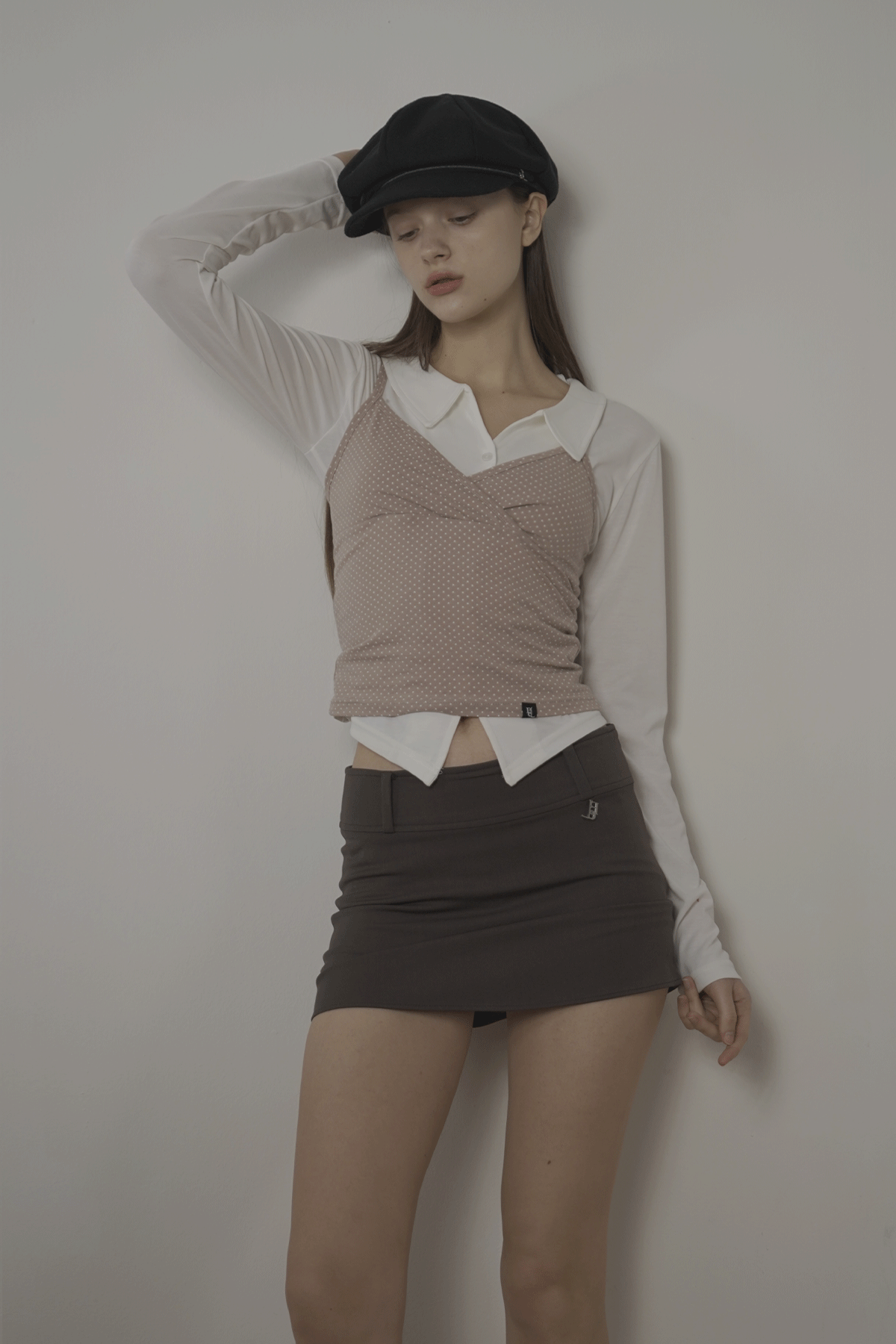 벨리아르(BELLIALEU) DOT CAMISOLE-BEIGE