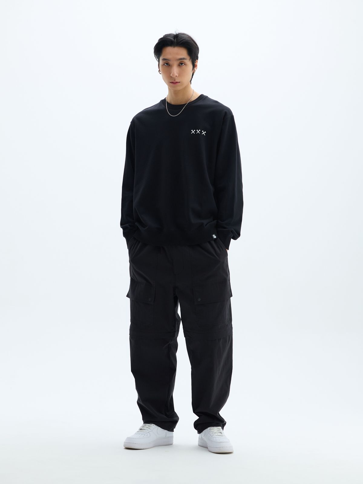 제이미웨스트(JAMIE WEST) JW 에센셜 스웻셔츠 (블랙)