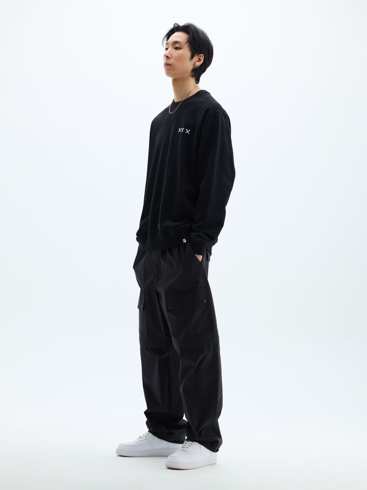 제이미웨스트(JAMIE WEST) JW 에센셜 스웻셔츠 (블랙)