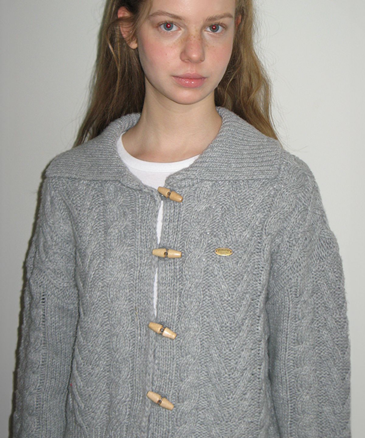 론론(RONRON) COZY TOGGLE FISHERMAN KNIT CARDIGAN GREY