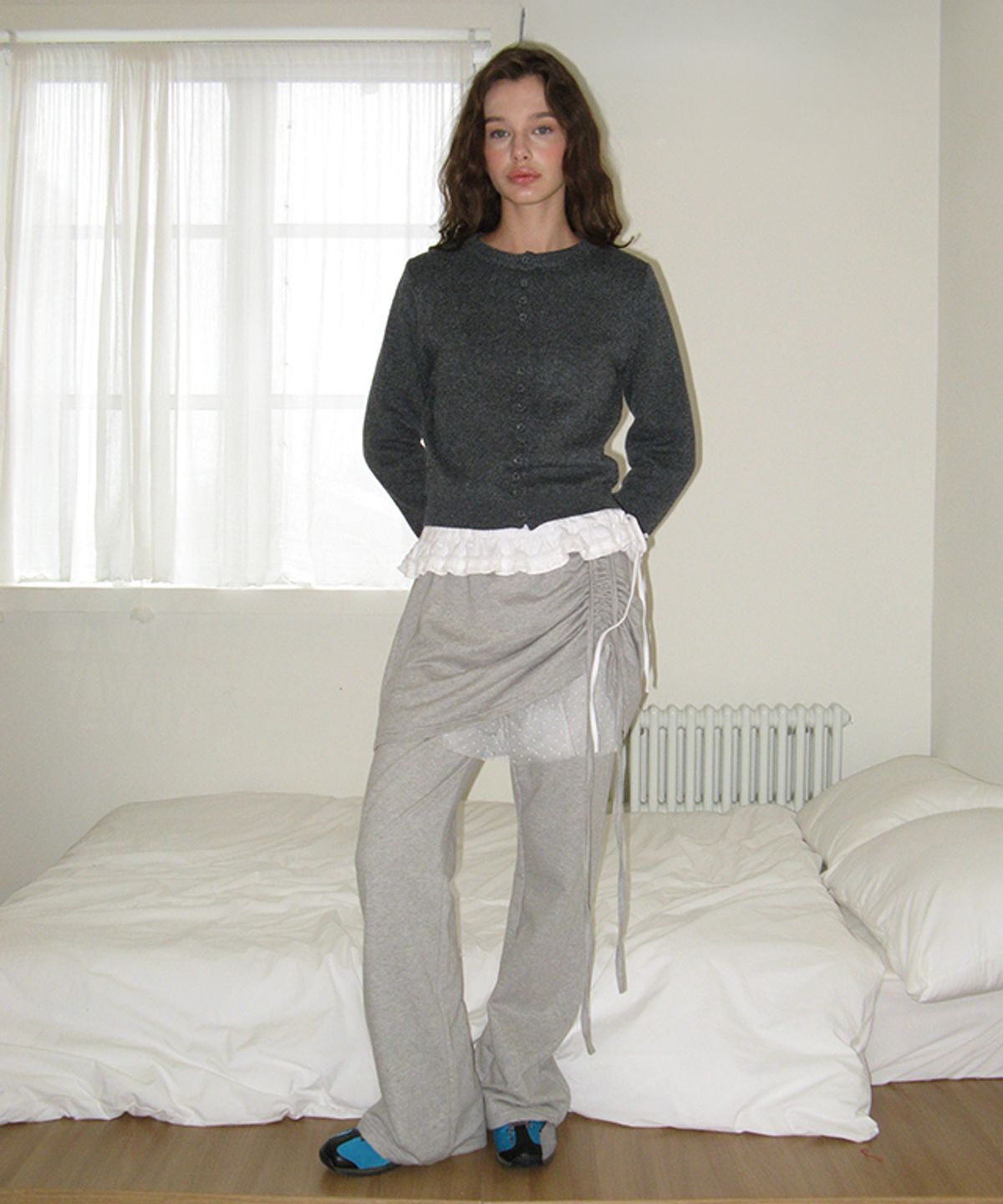론론(RONRON) BUTTON UP KNIT CARDIGAN CHARCOAL