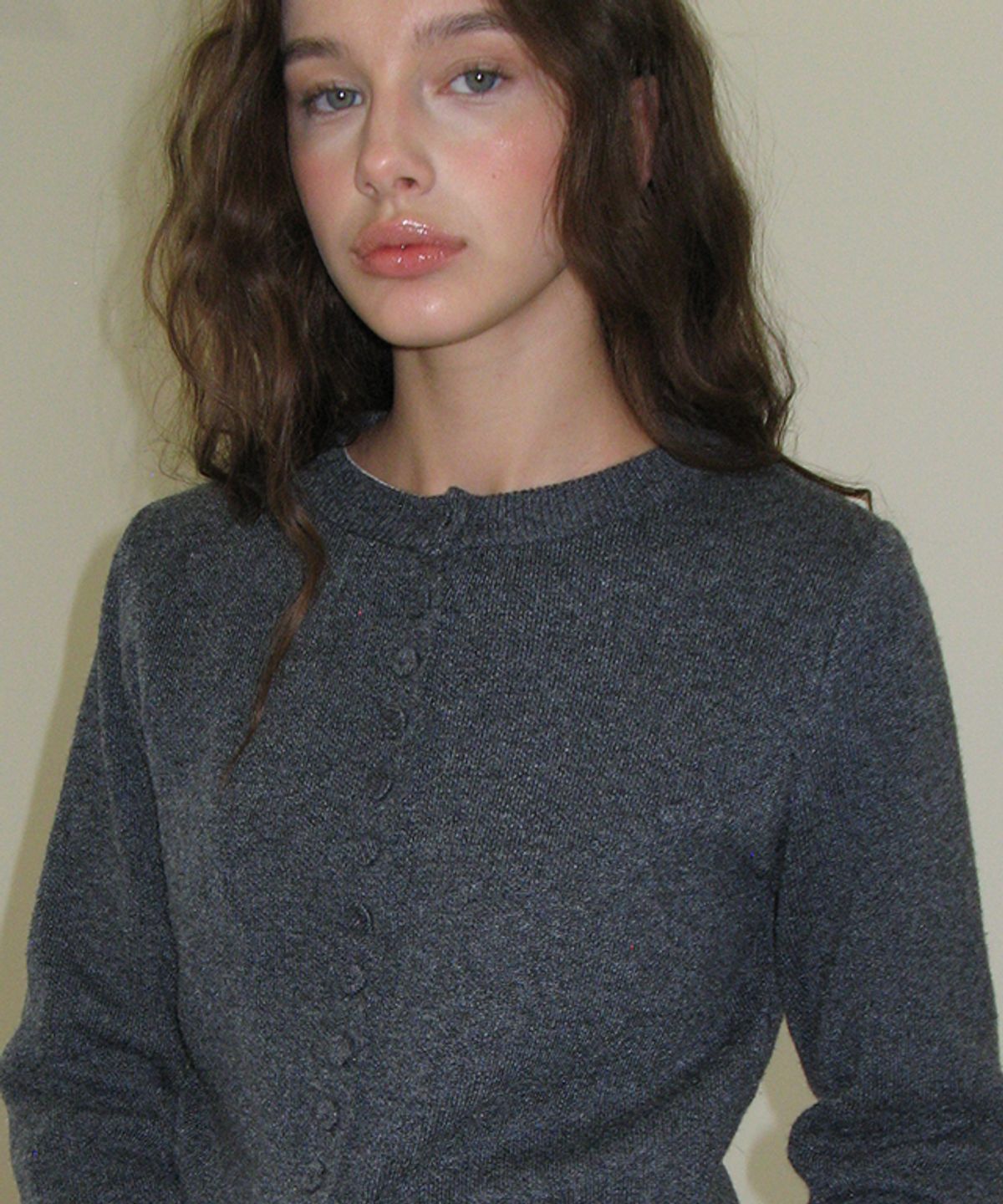 론론(RONRON) BUTTON UP KNIT CARDIGAN CHARCOAL