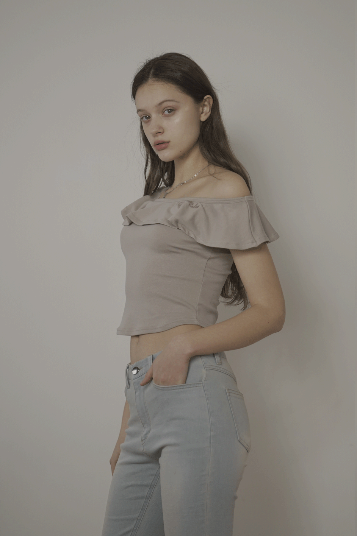 벨리아르(BELLIALEU) CHLOE TOP-BEIGE