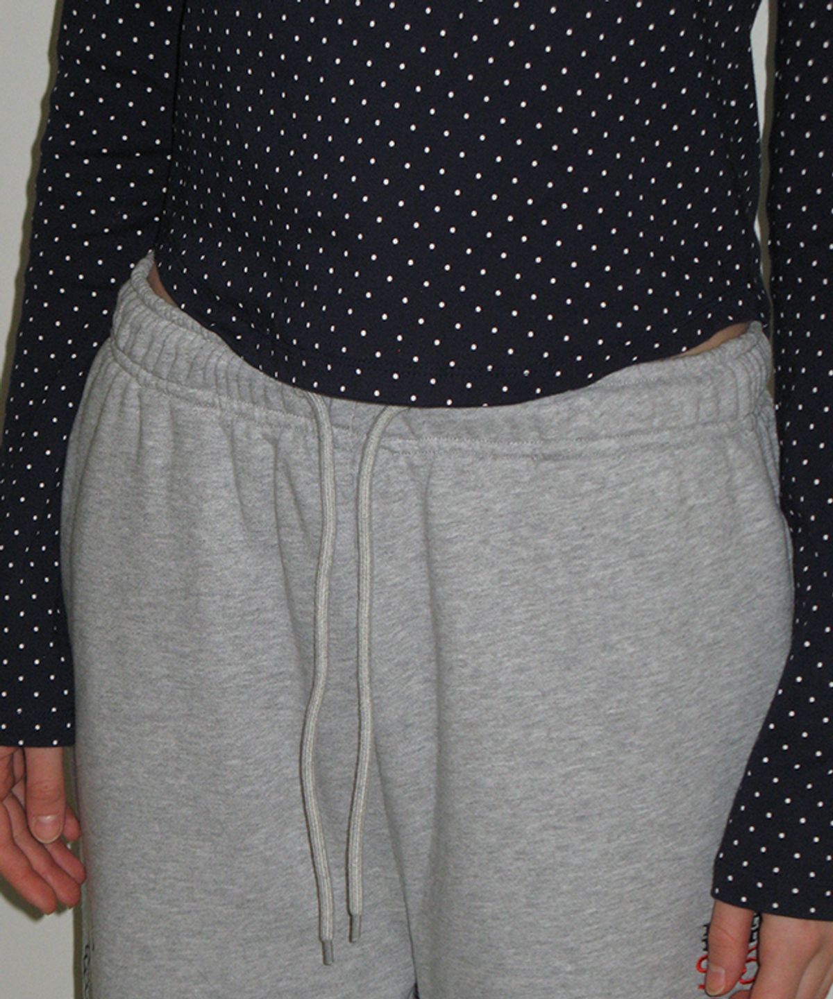 론론(RONRON) LACE HOODIE SLIM LONG SLEEVE NAVY DOT