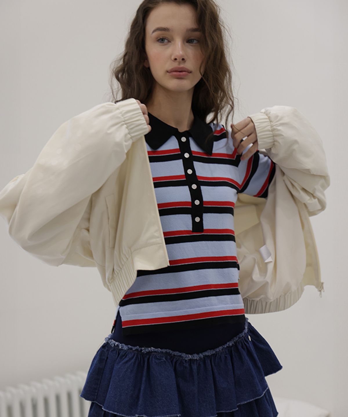 론론(RONRON) STRIPE HENRYNECK COLLAR SLIM LONG SLEEVE KNIT BLUE RED