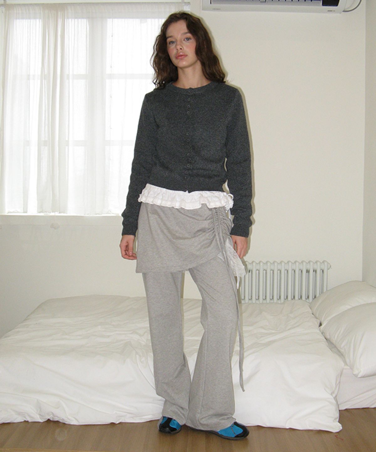 론론(RONRON) DOT SHEER LAYERED BOOTSCUT PANTSKIRT GREY