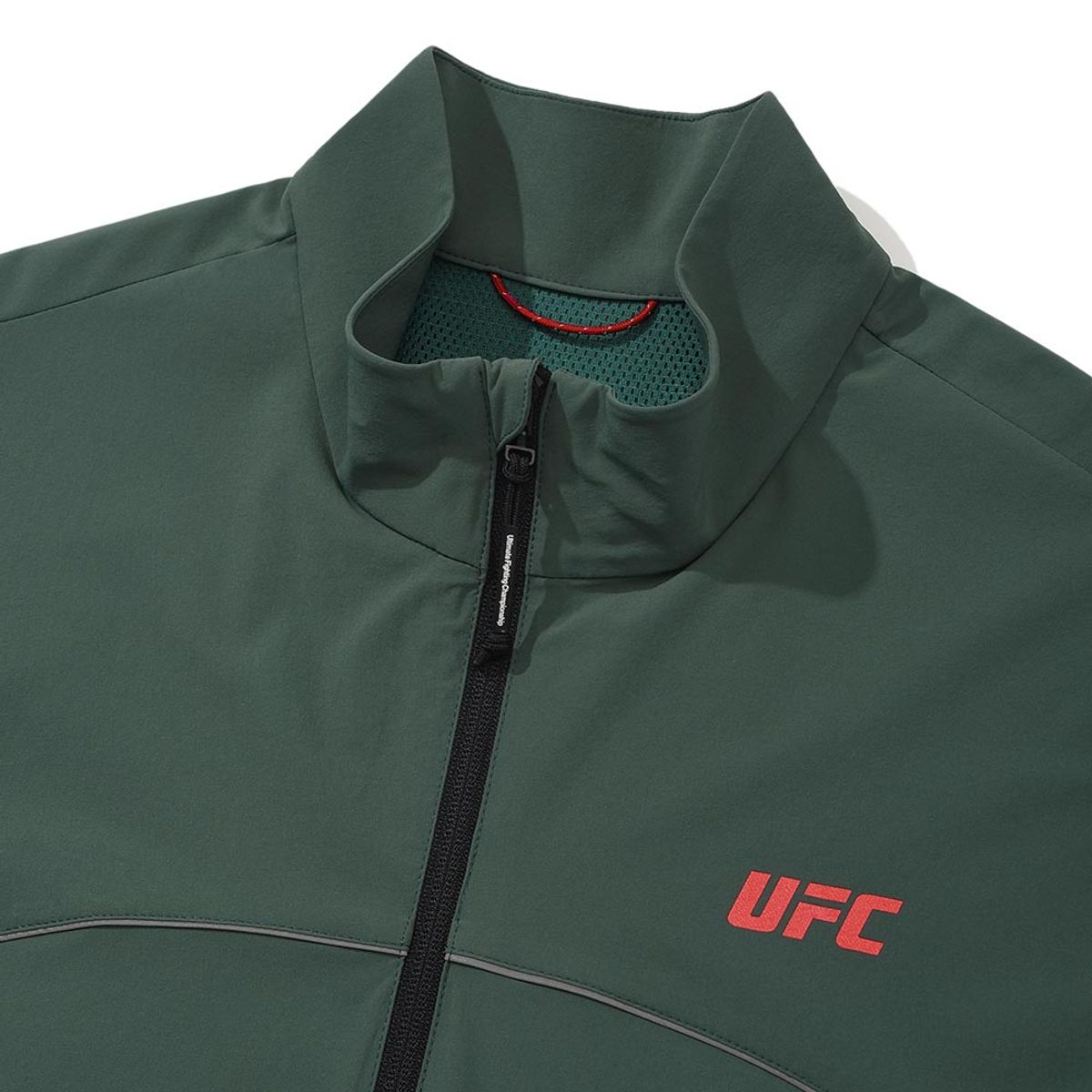 유에프씨 스포츠(UFC SPORT) UFC 루틴 레귤러핏 자켓 다크그린 U4JKW2303DE