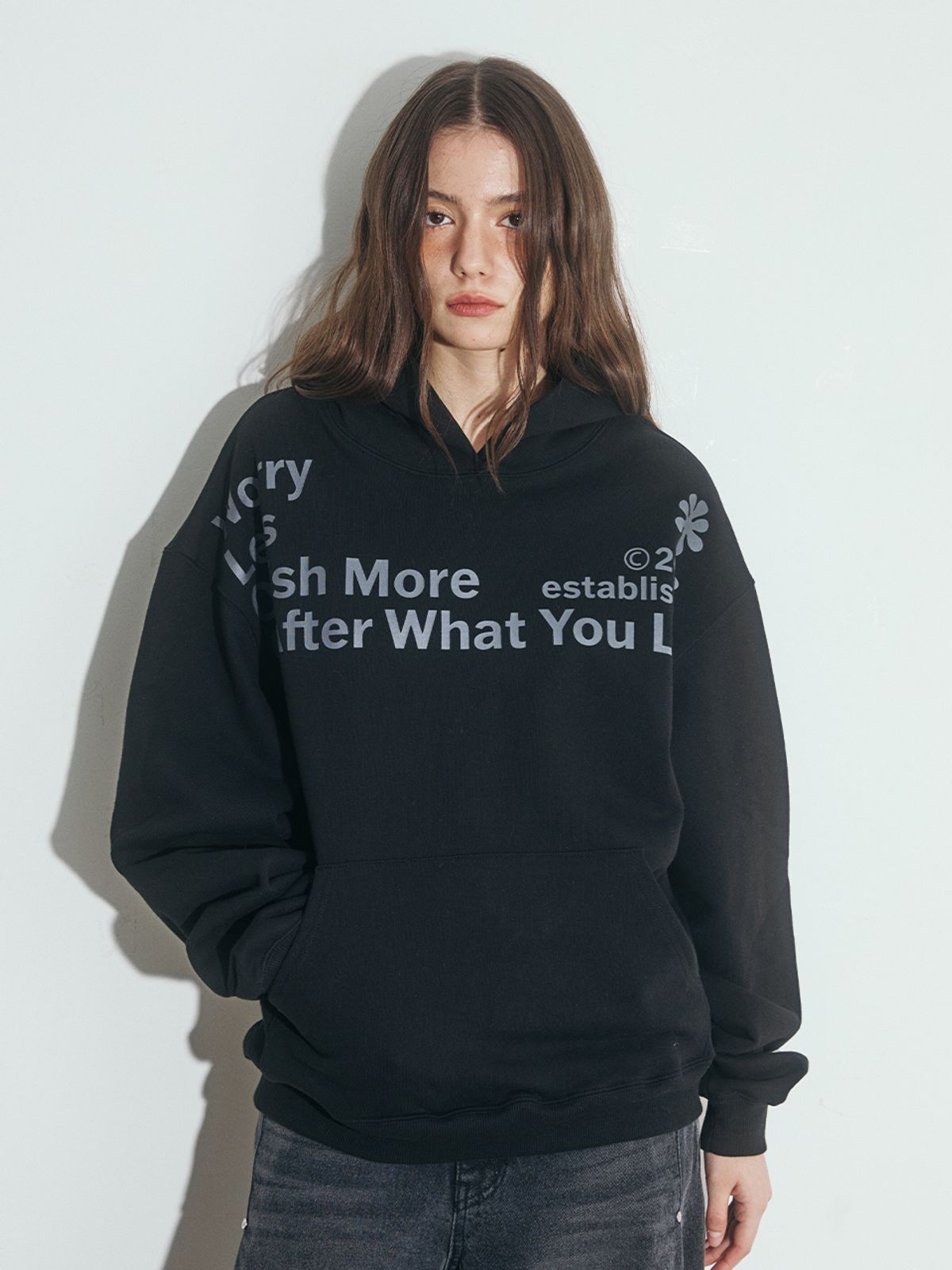 오피쉬(OAFISH) WORRY LESS HOODIE, BLACK